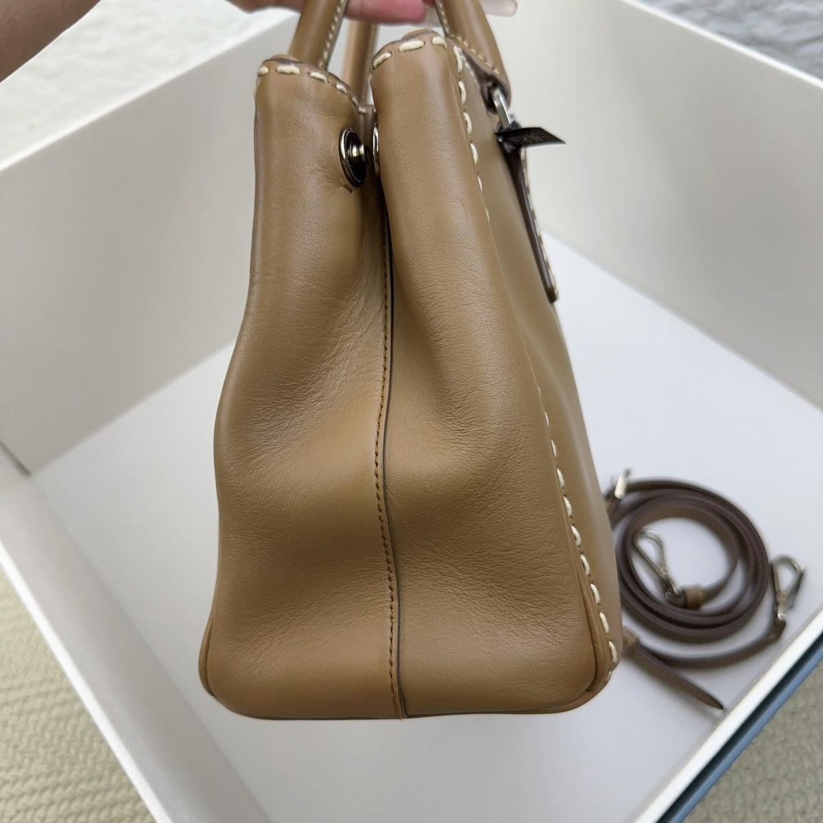 Prada - Tote Bag - Leather - Camel - (medium)