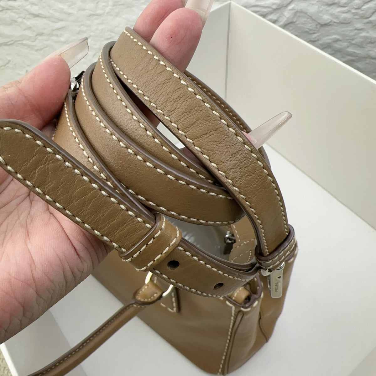 Prada - Tote Bag - Leather - Camel - (medium)