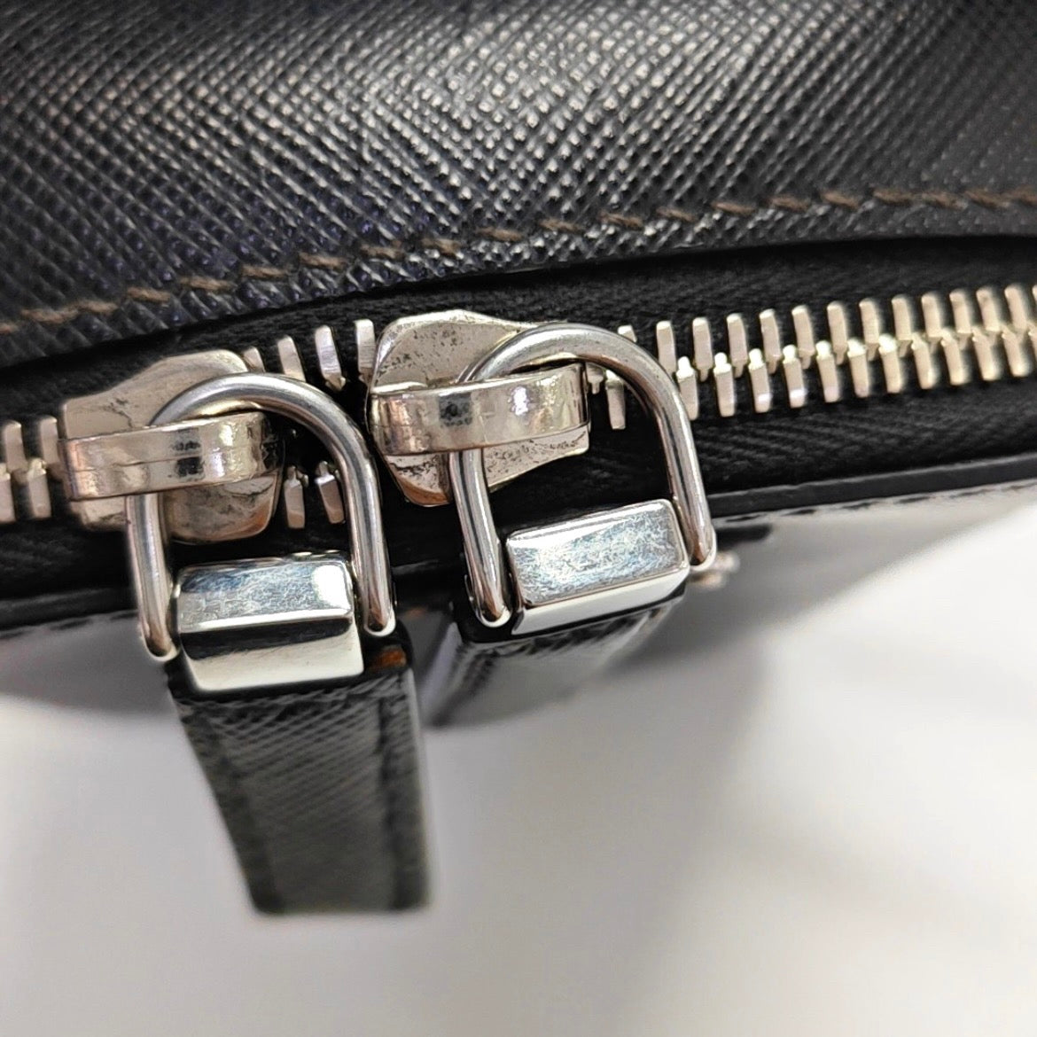 Prada - Vertical Camera Bag - Leather - Black - (mini)