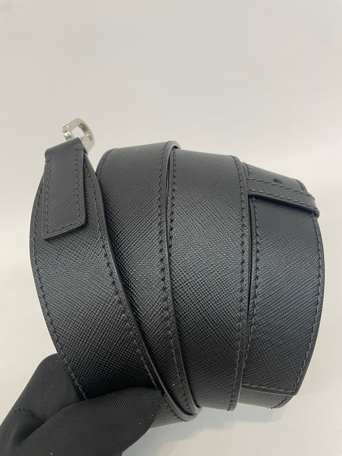 Prada - Vertical Camera Bag - Leather - Black - (mini)