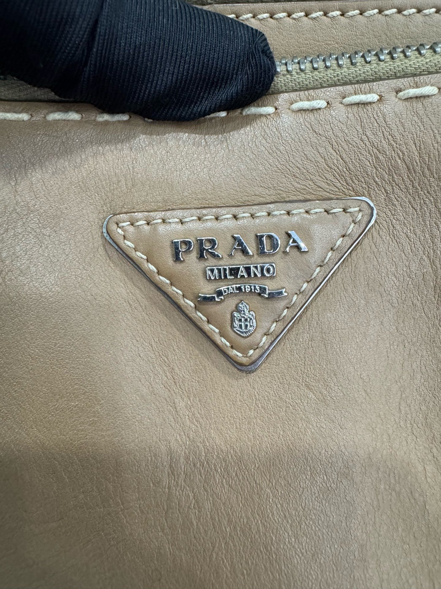 Prada - Vitello Daino - Leather - Camel - (medium)