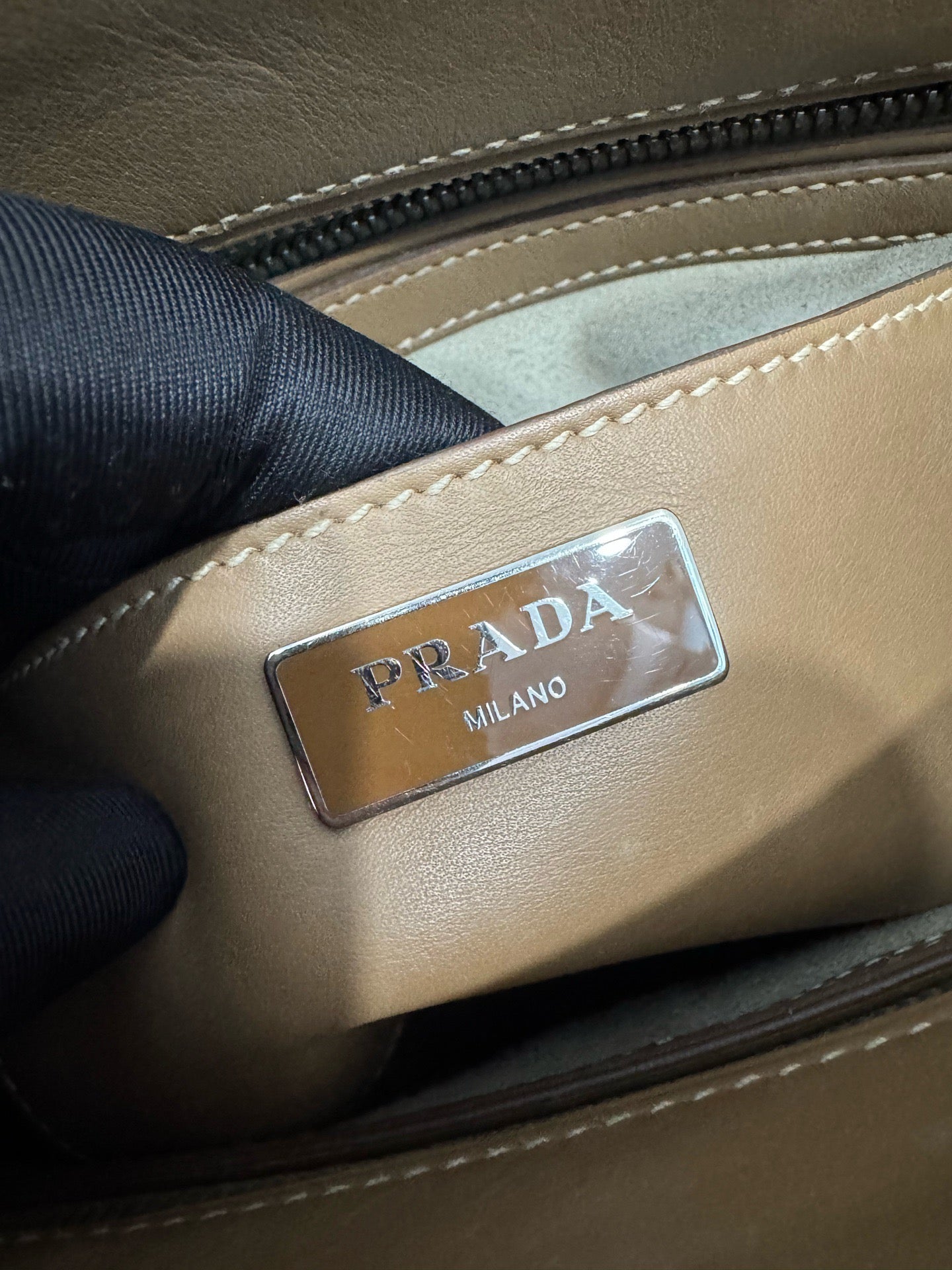 Prada - Vitello Daino - Leather - Camel - (medium)