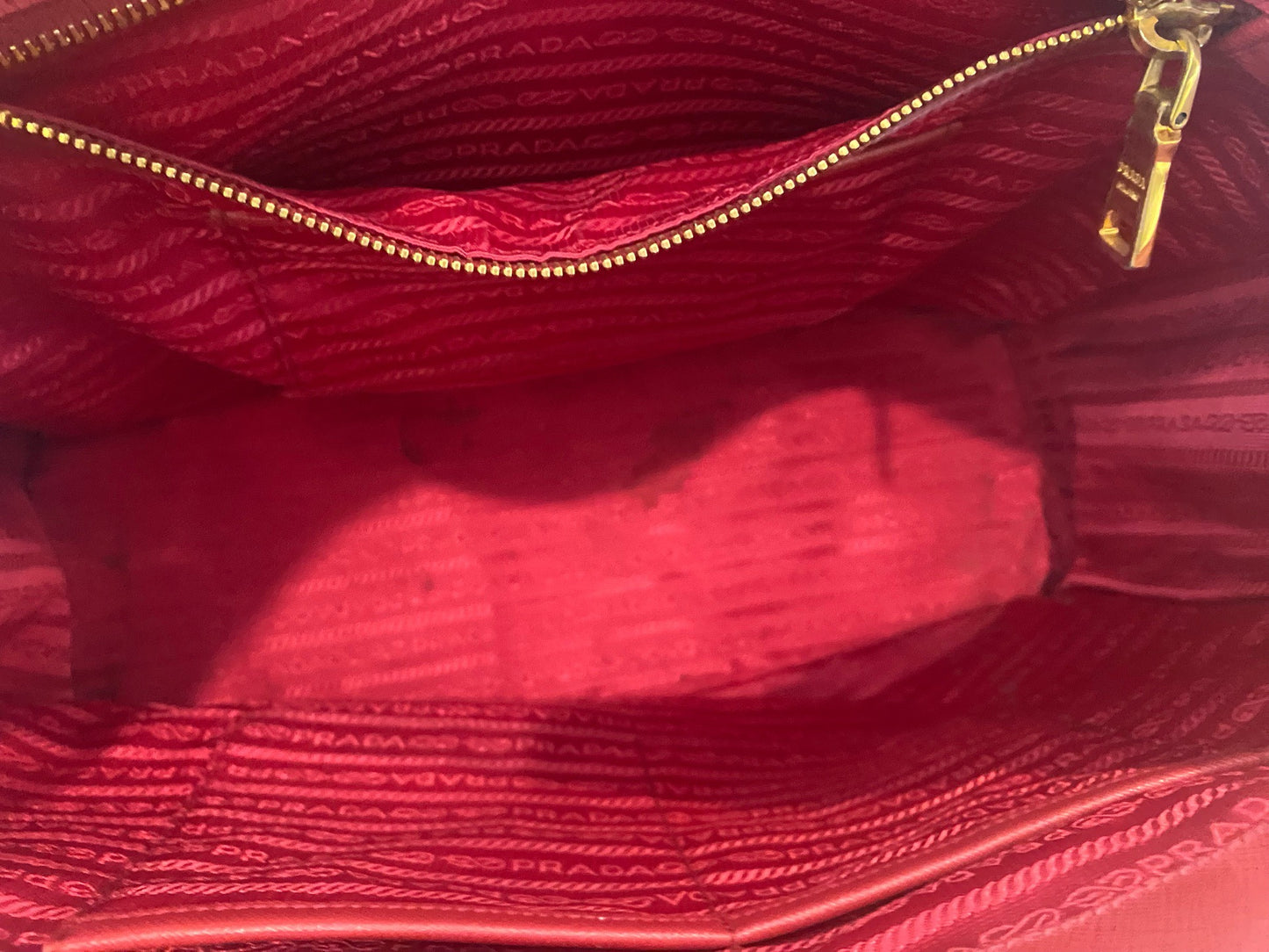 Prada - Vitello Daino Tote - Leather - Red - (large)