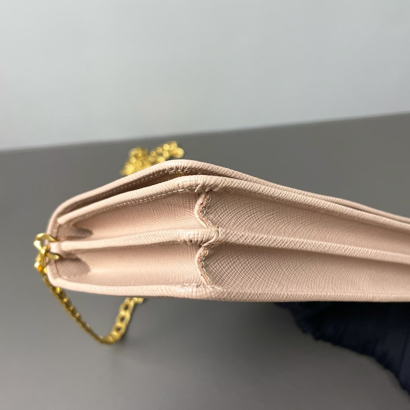 Prada - Wallet on Chain - Saffiano leather - Pink - (mini)