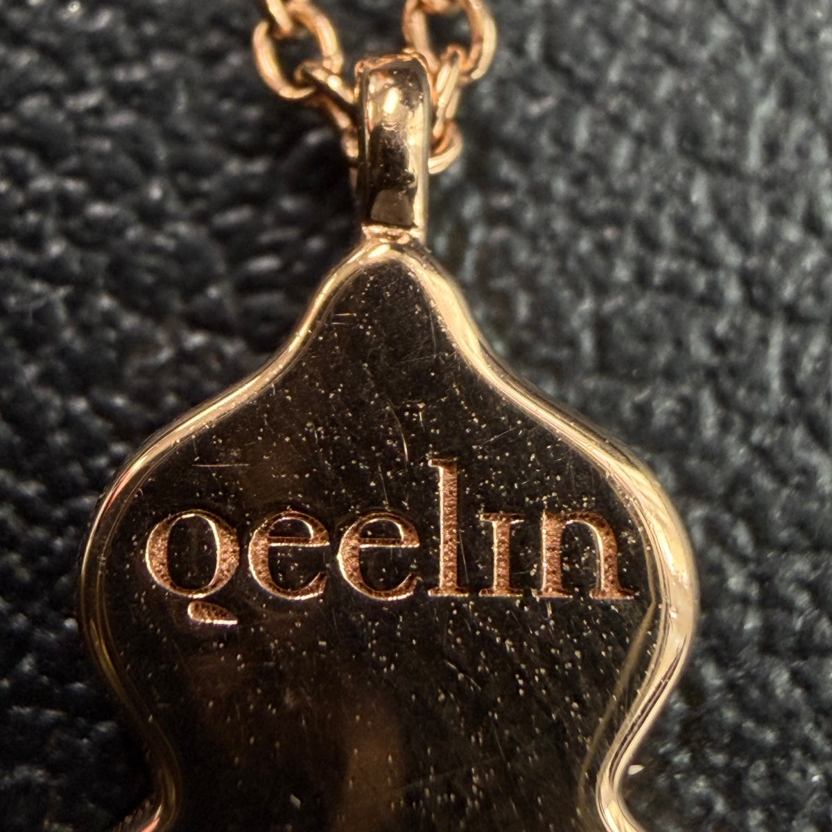 Qeelin - Wulu - 18K rose gold, red agate and diamonds - Red - (41)