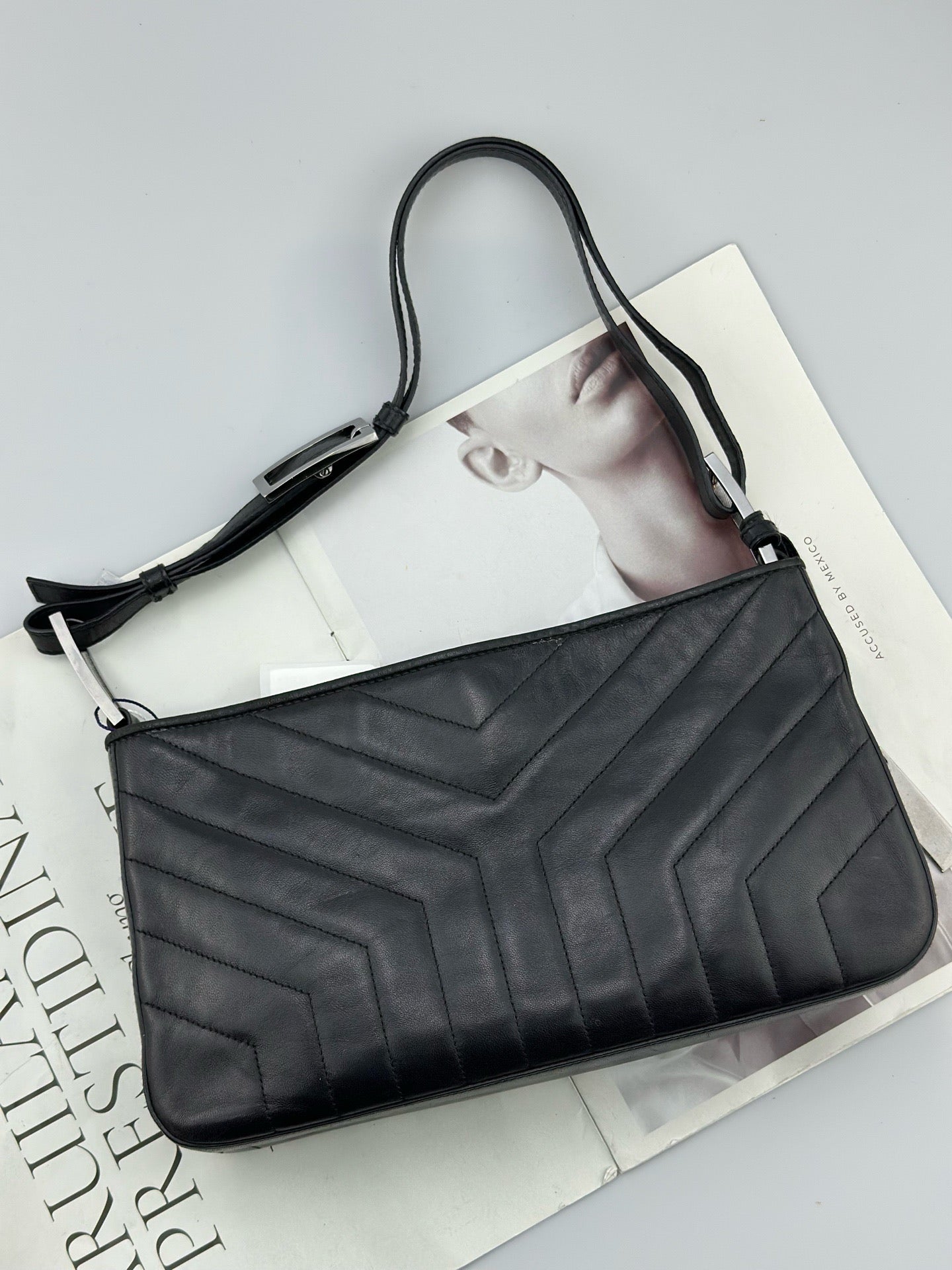 Saint Laurent - Baguette - Leather - Black - (mini)
