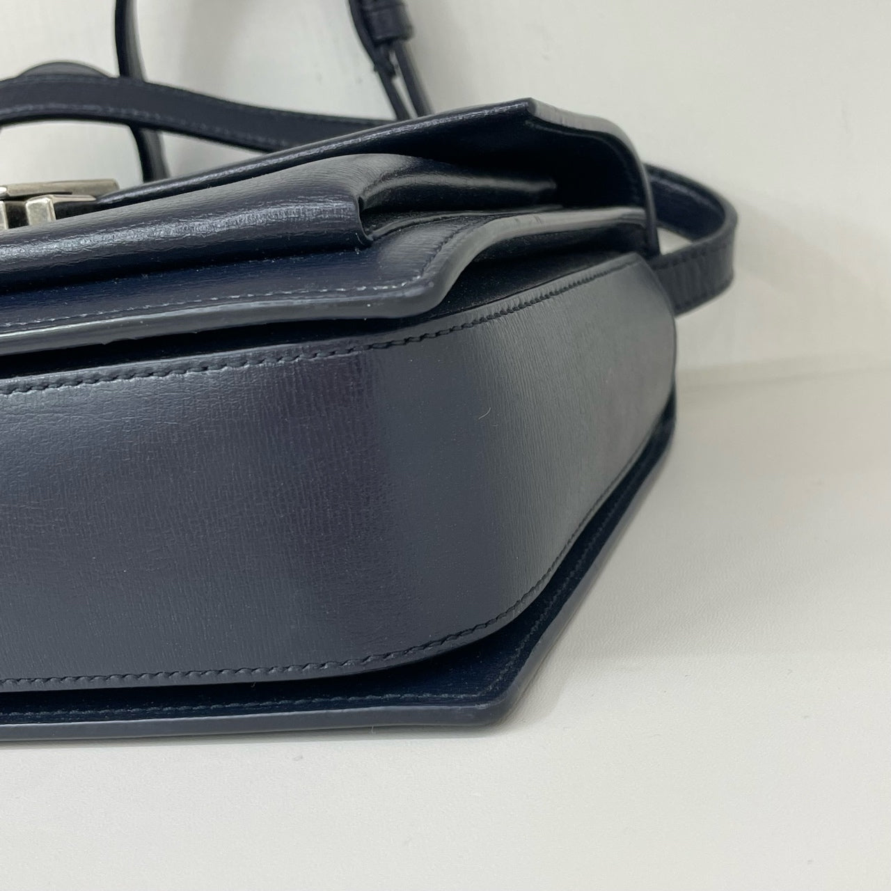 Saint Laurent - Bellechasse - Box calfskin leather - Navy - (Small)
