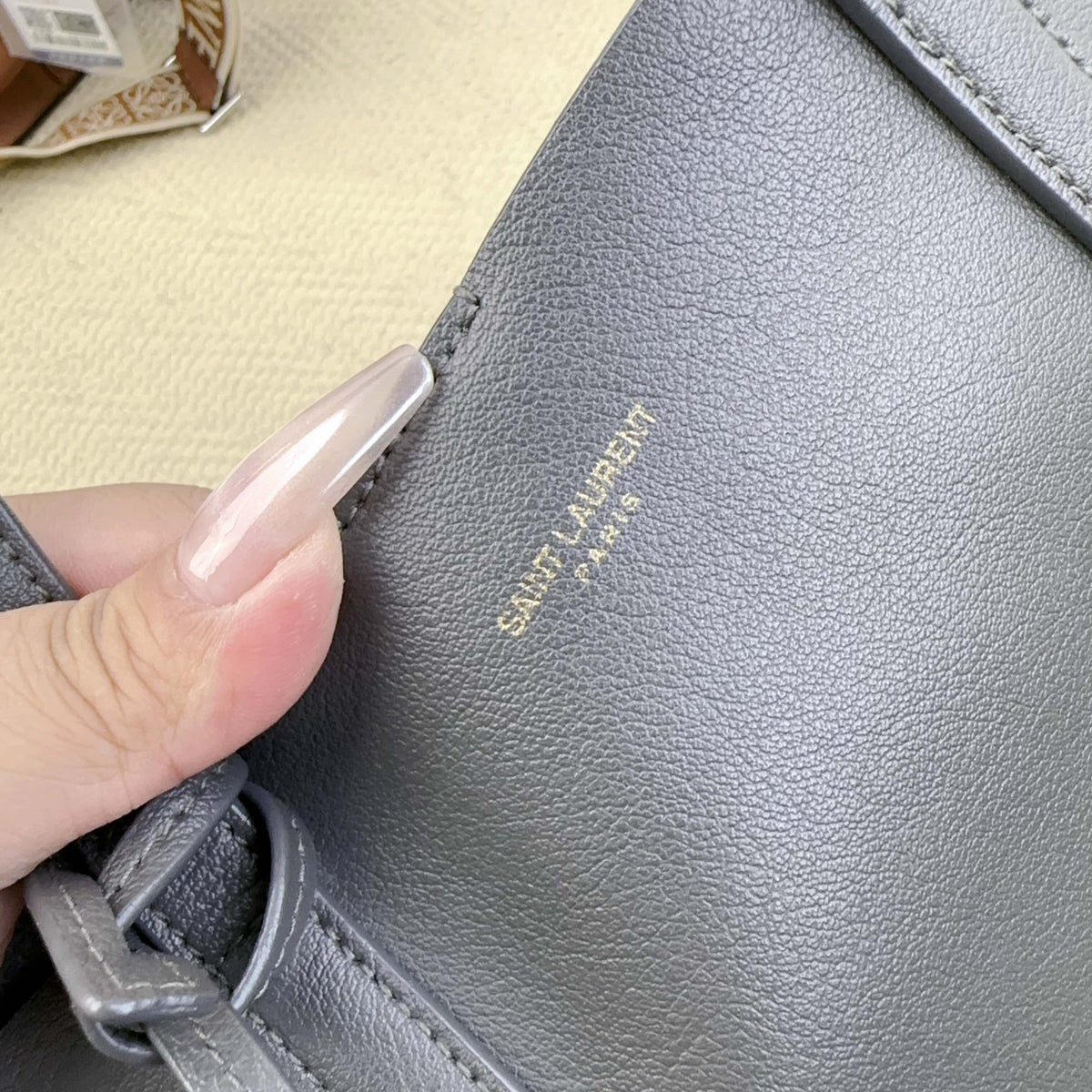 Saint Laurent - Bold - Leather - Grey - (small)
