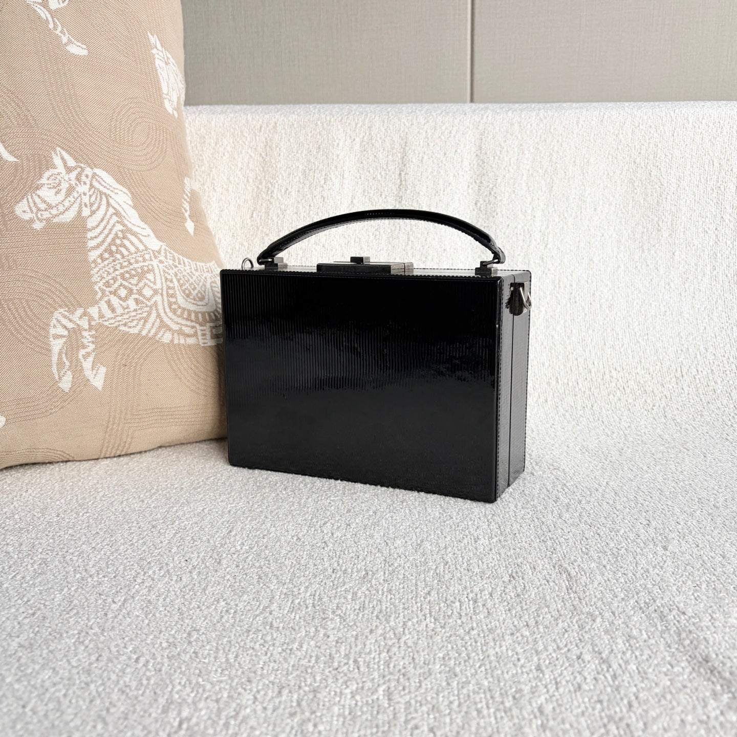 Saint Laurent - Box Bag - Patent leather - Black - (mini)
