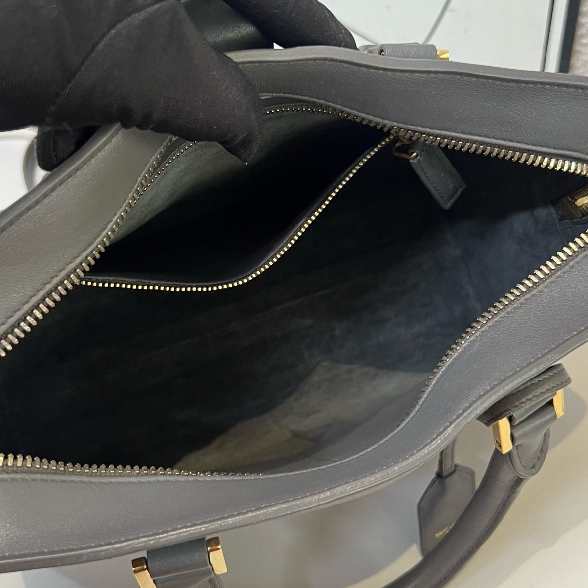 Saint Laurent - Cabas - Leather - Grey - (medium)