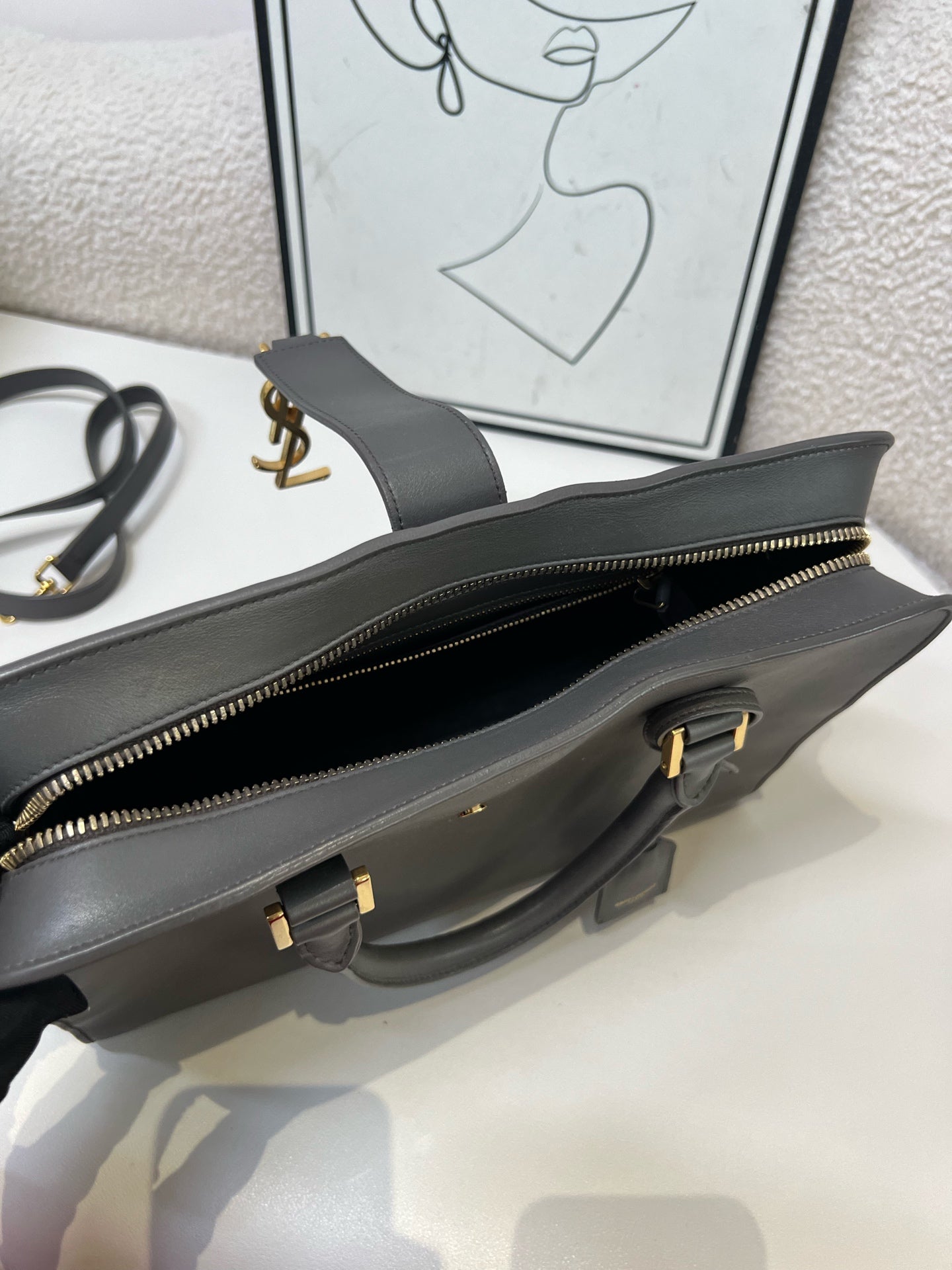 Saint Laurent - Cabas - Leather - Grey - (medium)
