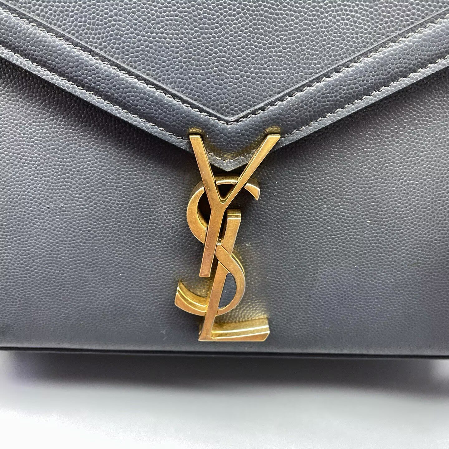 Saint Laurent - Cassandra - Grained calfskin leather - Grey - (Medium)