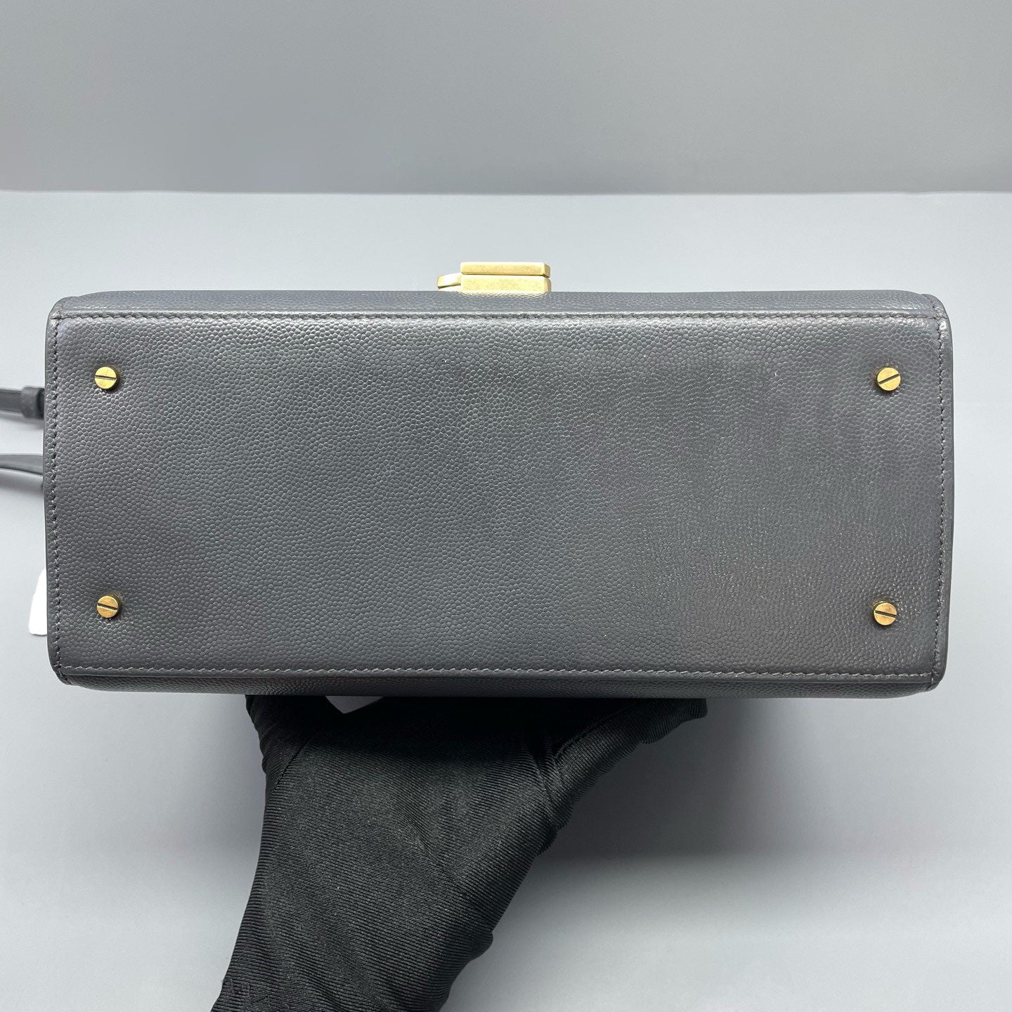 Saint Laurent - Cassandra - Grained calfskin leather - Grey - (Medium)