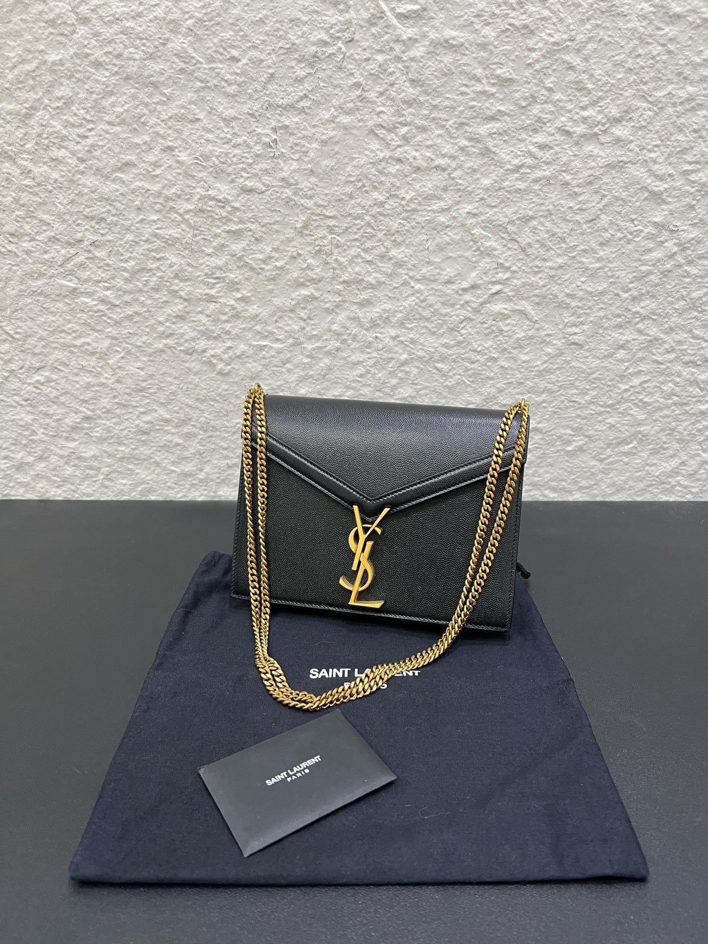 Saint Laurent - Cassandra - Leather - Black - (medium)