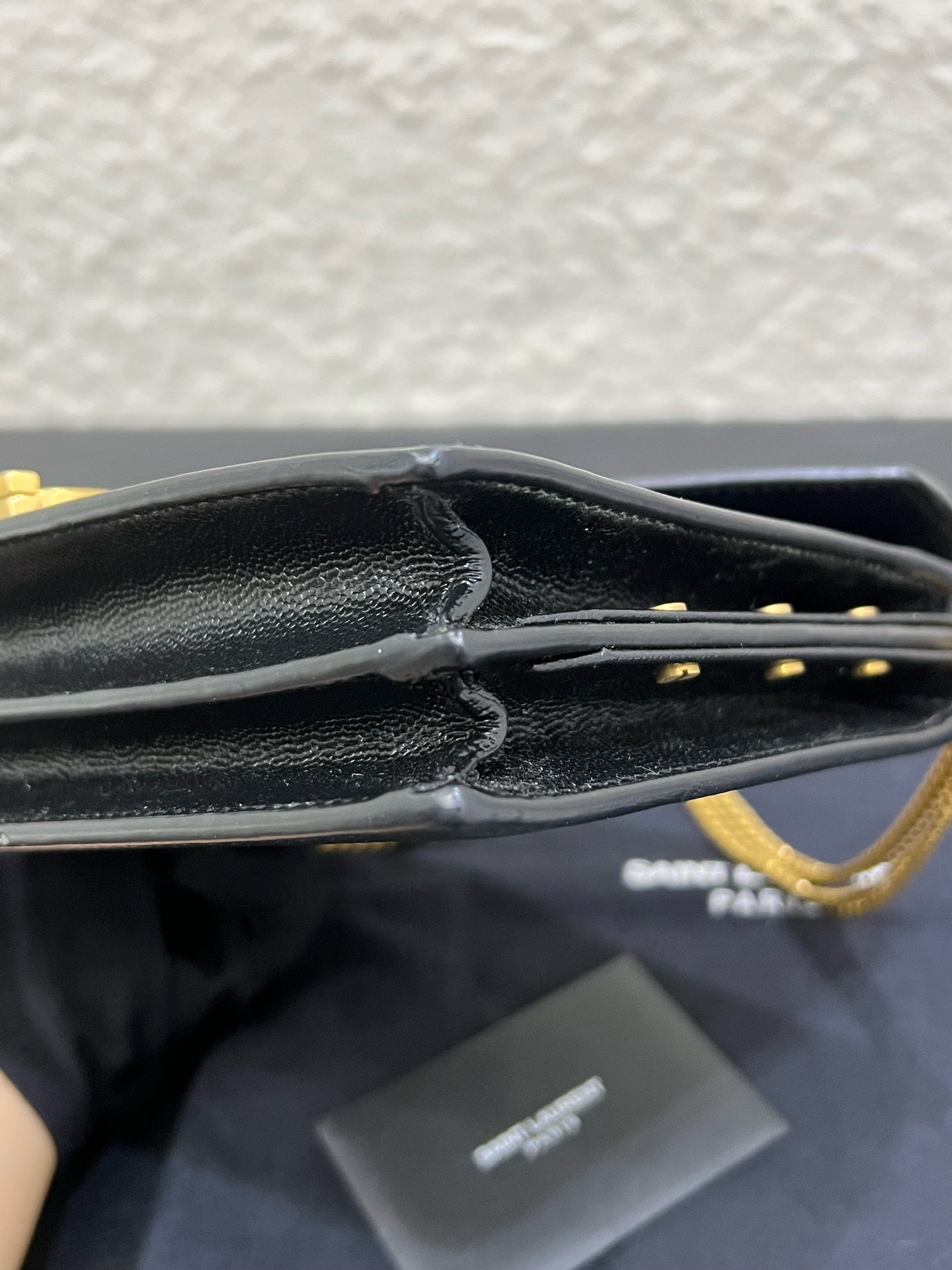Saint Laurent - Cassandra - Leather - Black - (medium)