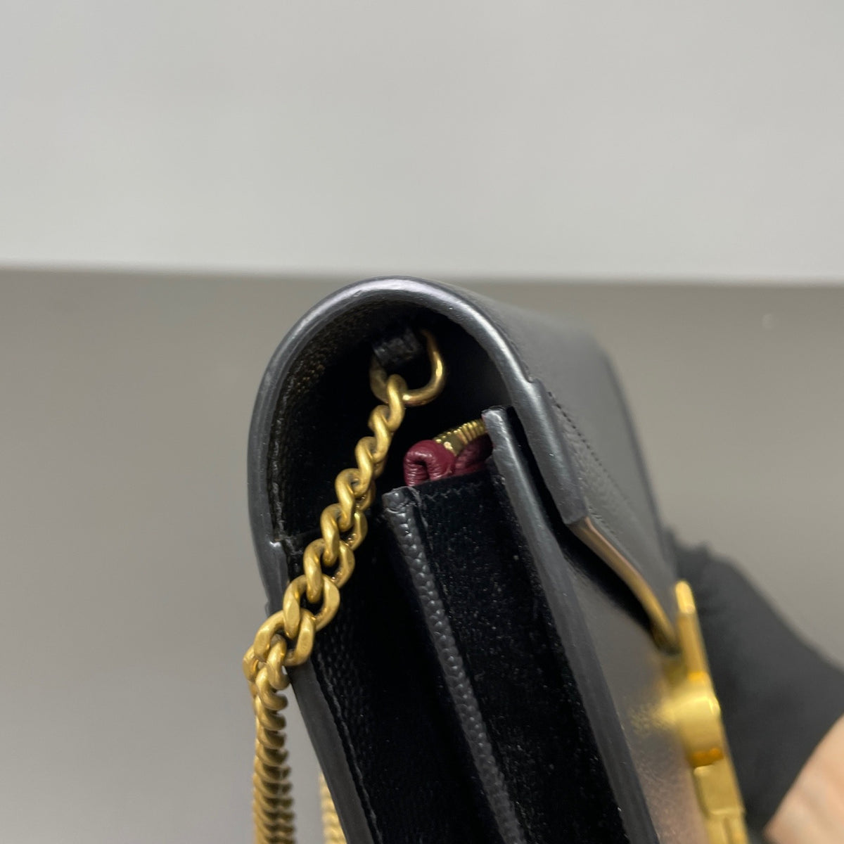 Saint Laurent - Cassandra - Leather - Black - (medium)