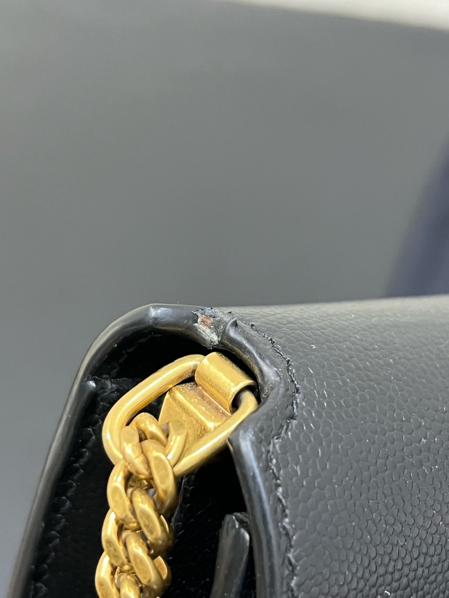 Saint Laurent - Cassandra - Leather - Black - (medium)