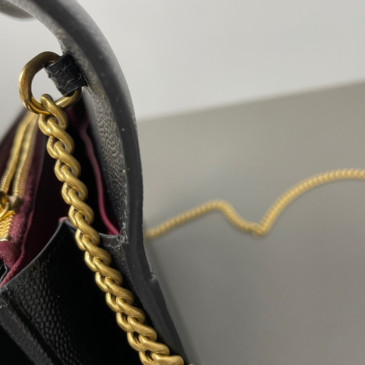 Saint Laurent - Cassandra - Leather - Black - (medium)