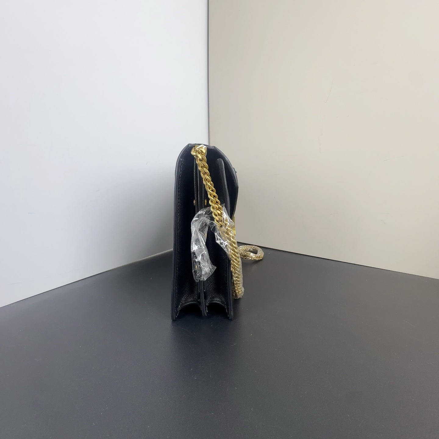 Saint Laurent - Cassandra - Leather - Black - (small)