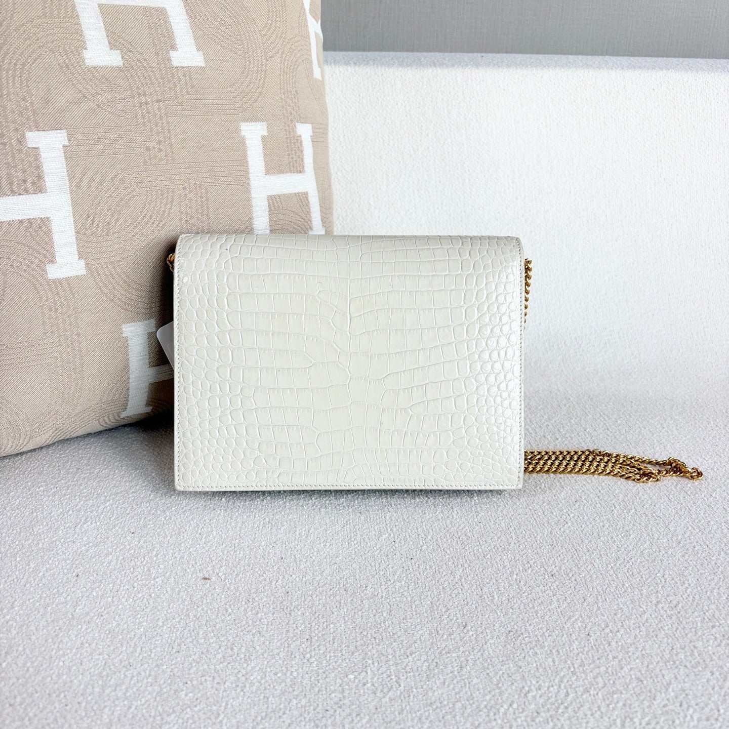 Saint Laurent - Cassandra - Leather - White - (small)
