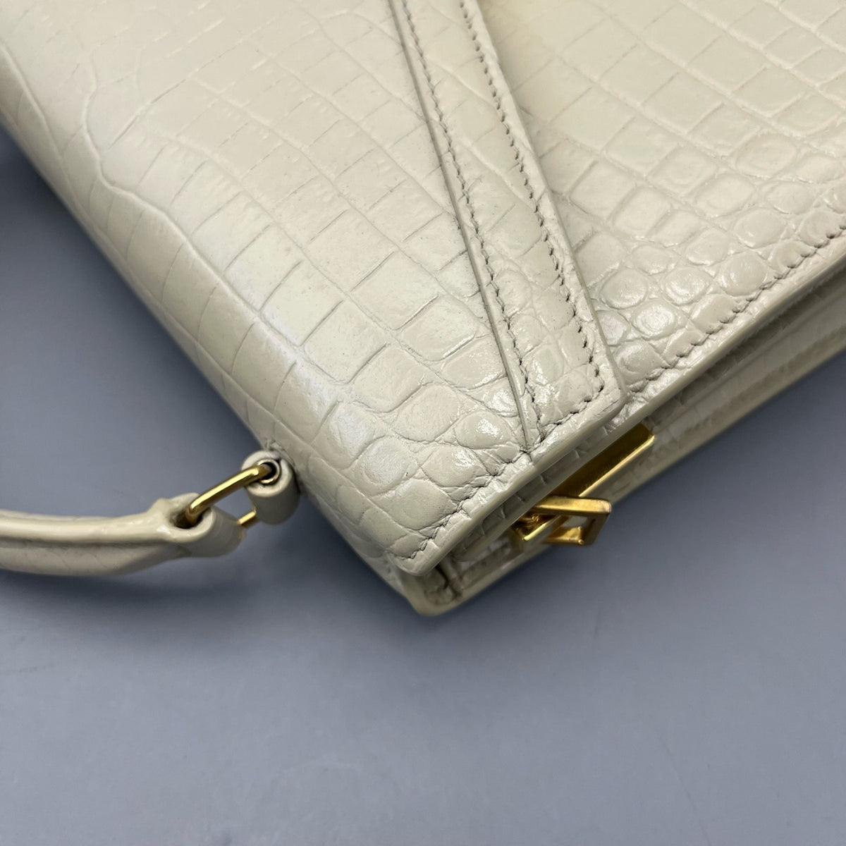 Saint Laurent - Cassandra - Leather - White - (small)