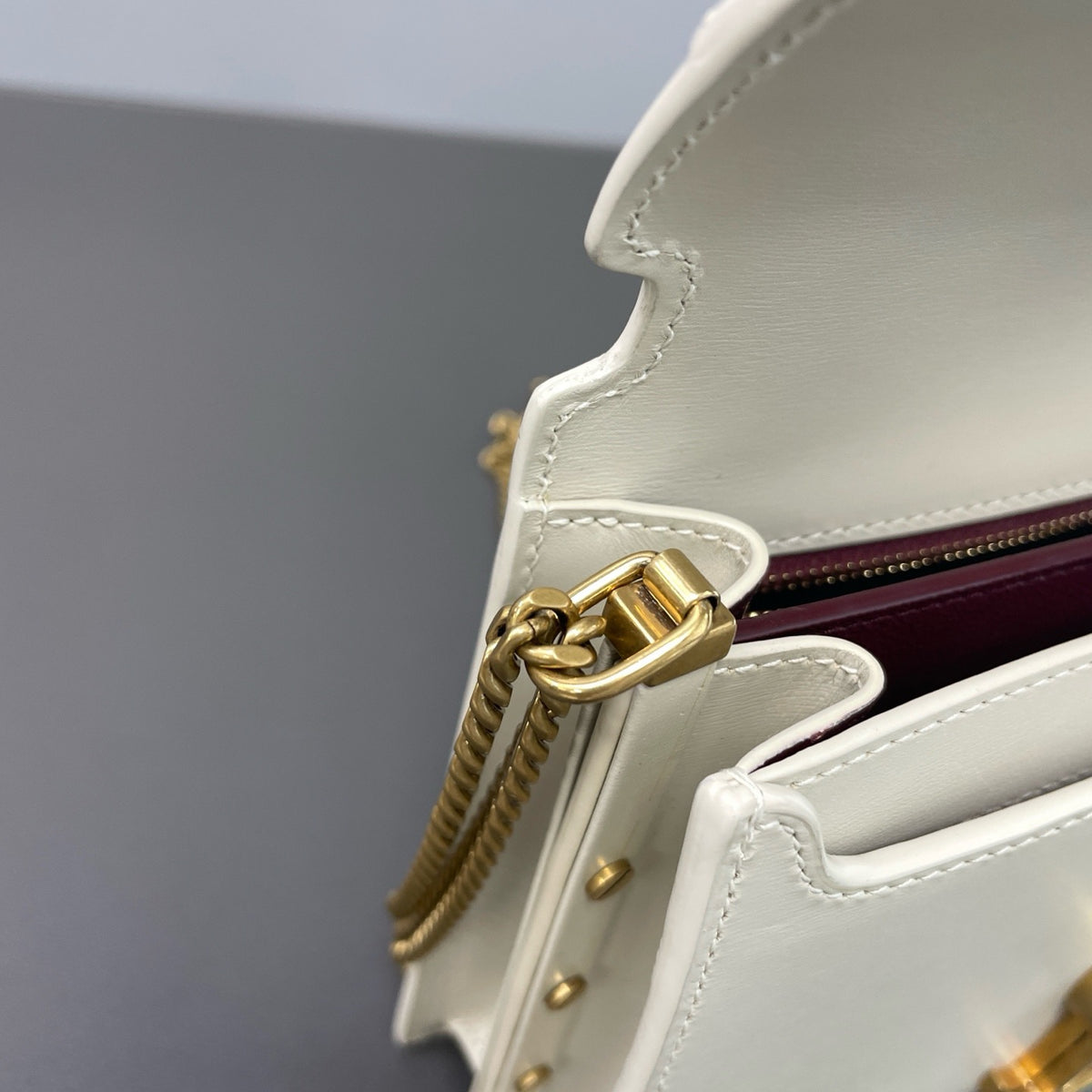 Saint Laurent - Cassandra - Leather - White - (small)
