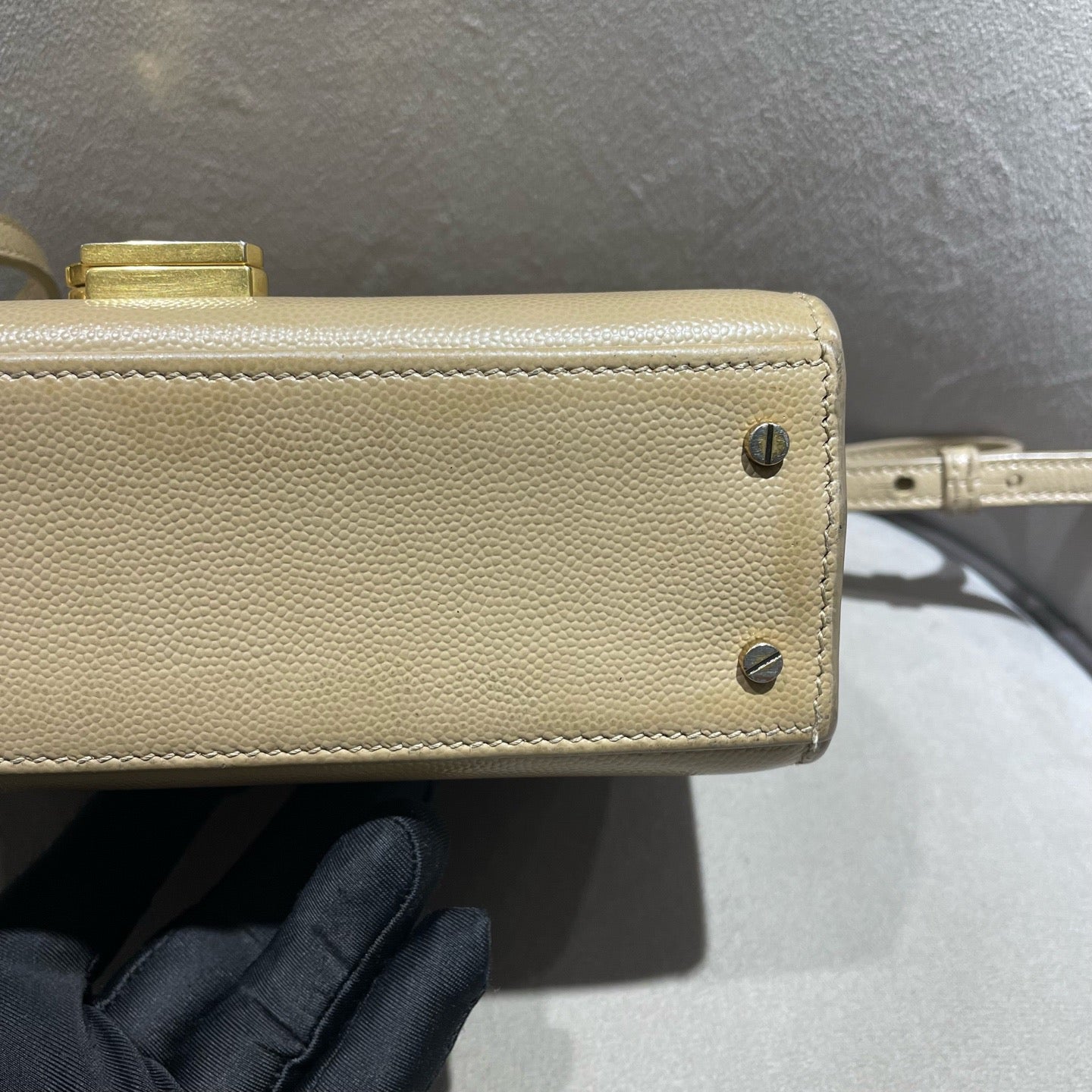 Saint Laurent - Cassandra Mini Top Handle Bag - Leather - Beige - (mini)