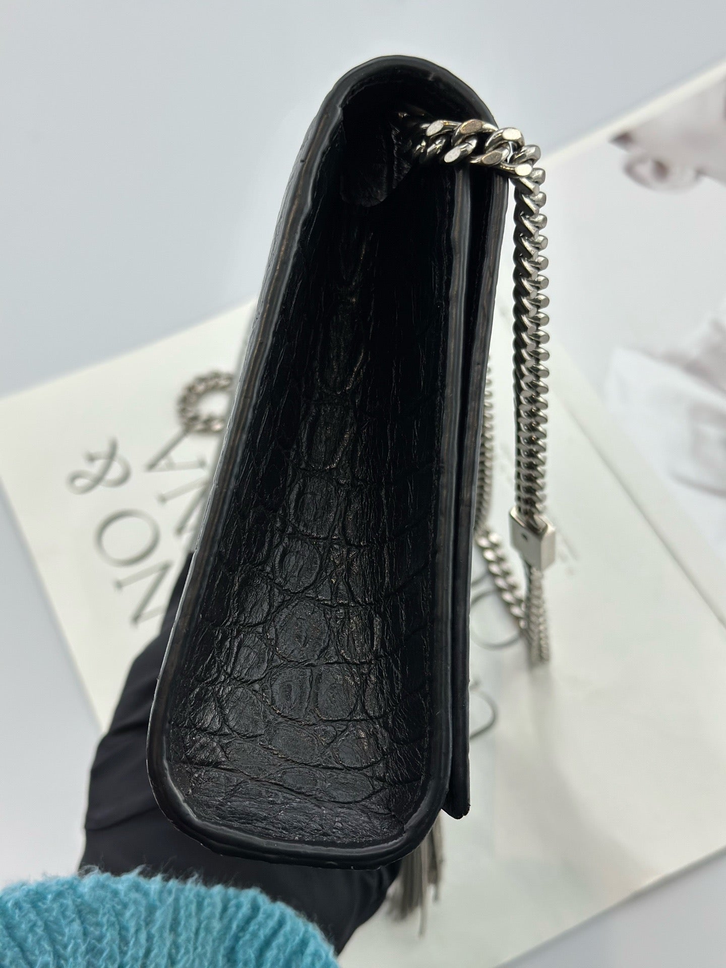 Saint Laurent - Cassandra Tassel Bag - Leather - Black - (small)