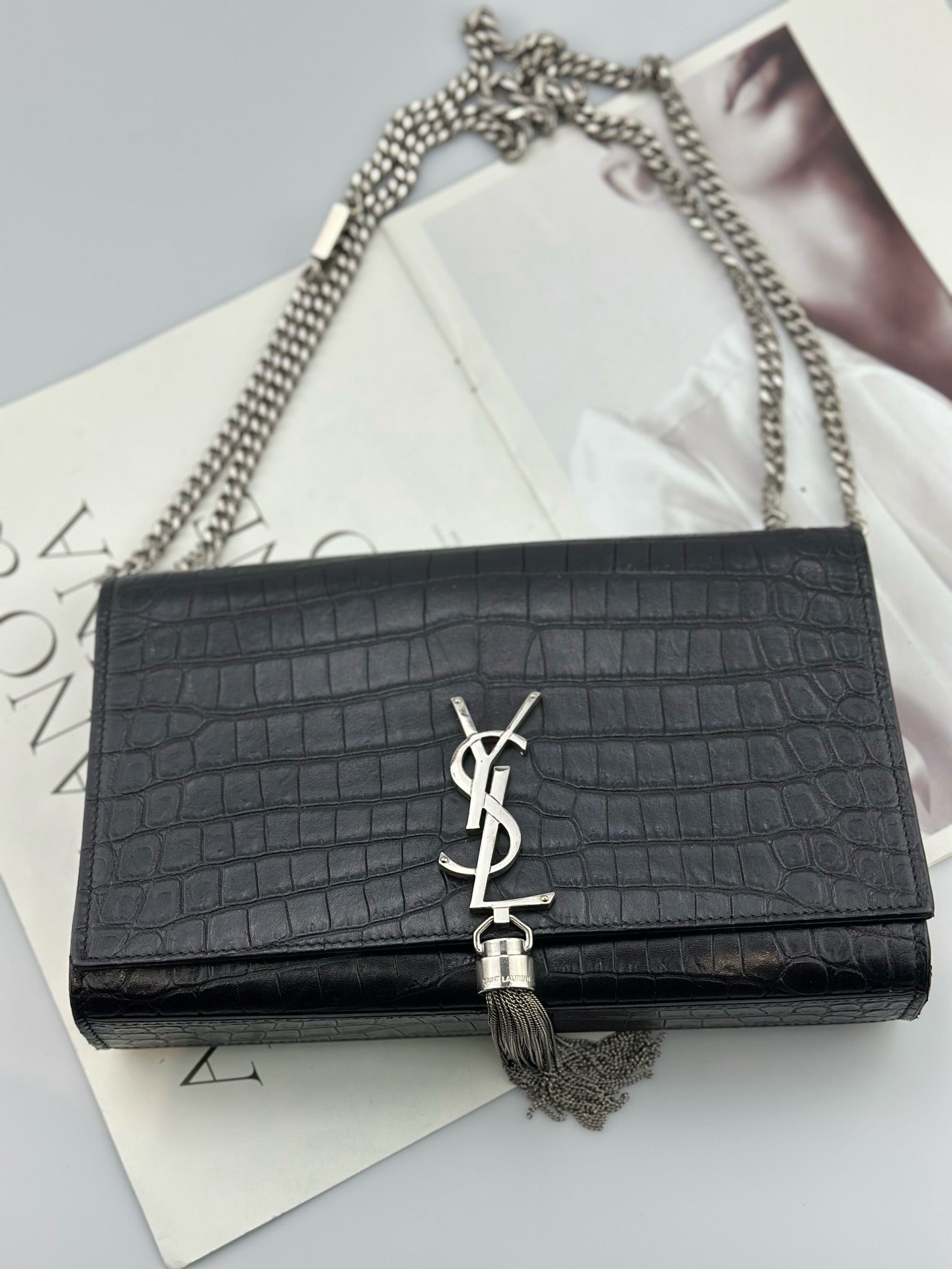 Saint Laurent - Cassandra Tassel Bag - Leather - Black - (small)