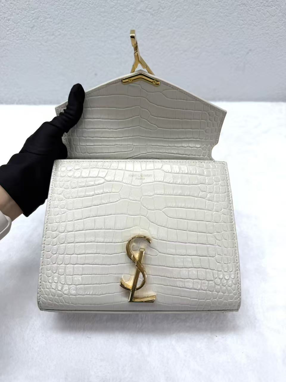 Saint Laurent - Cassandra Top Handle Envelope Bag - Crocodile embossed leather - White - (mini)