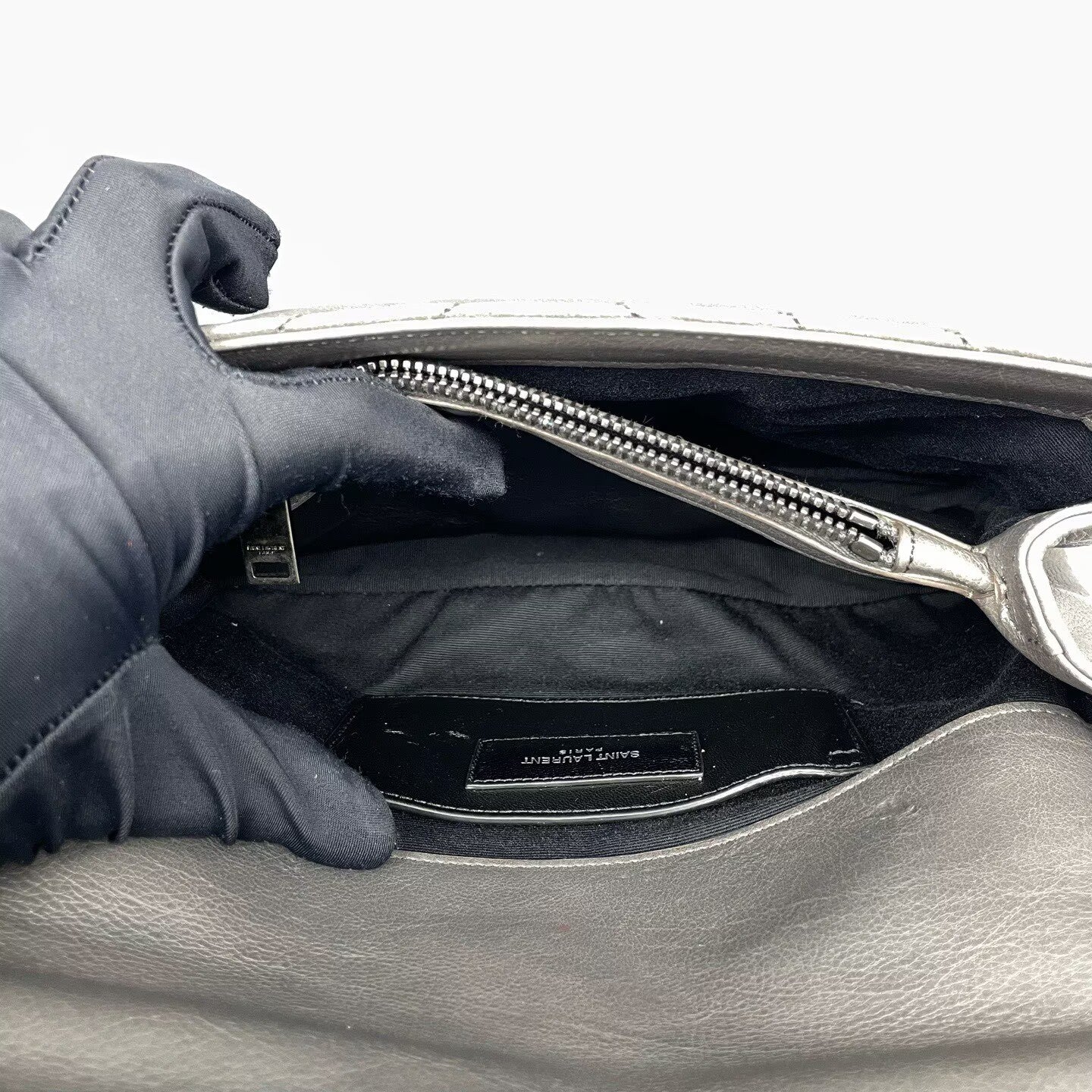 Saint Laurent - Cassandra Top Handle - Grained leather - Grey with silver-tone hardware - (Small)