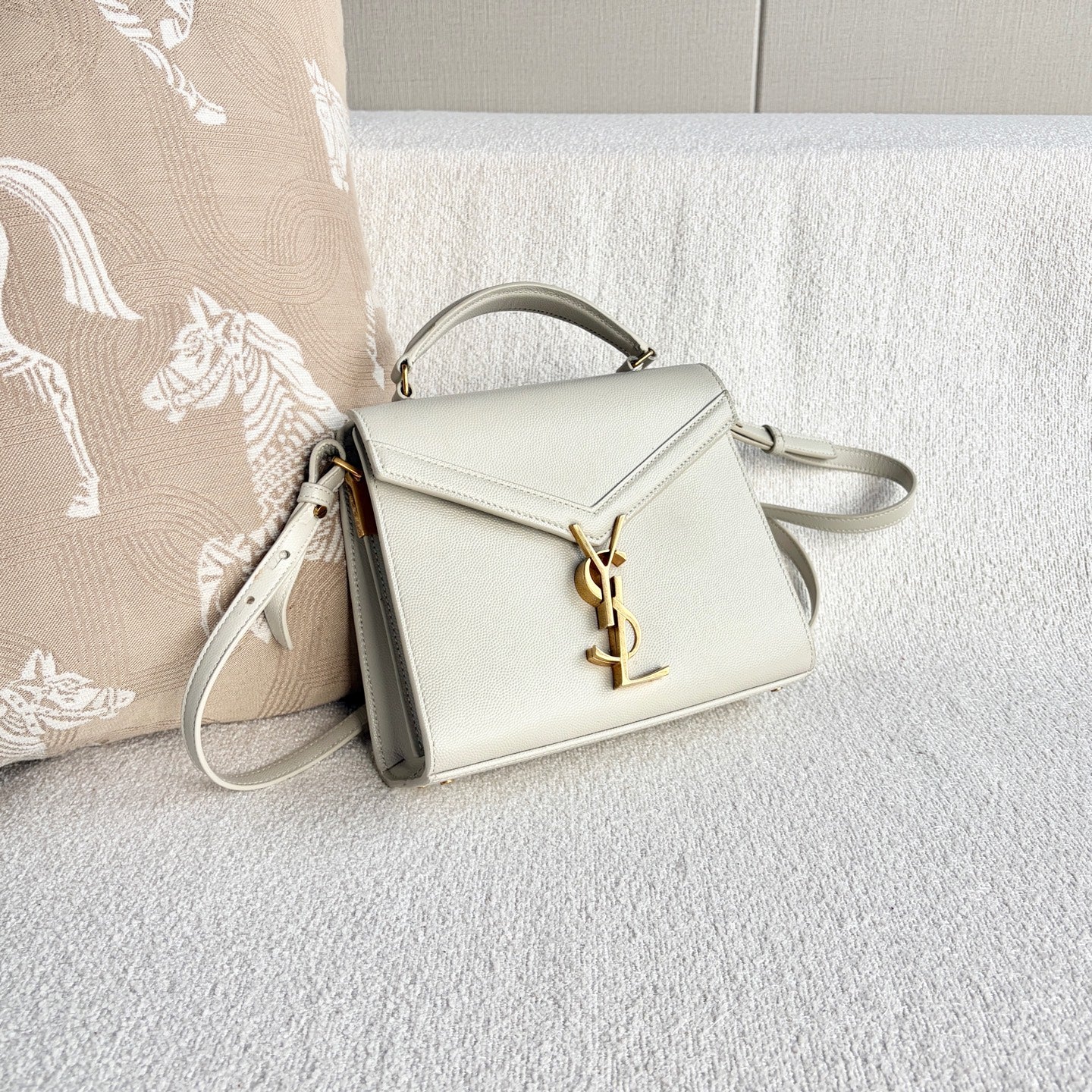 Saint Laurent - Cassandra Top Handle - Grained leather - White - (small)