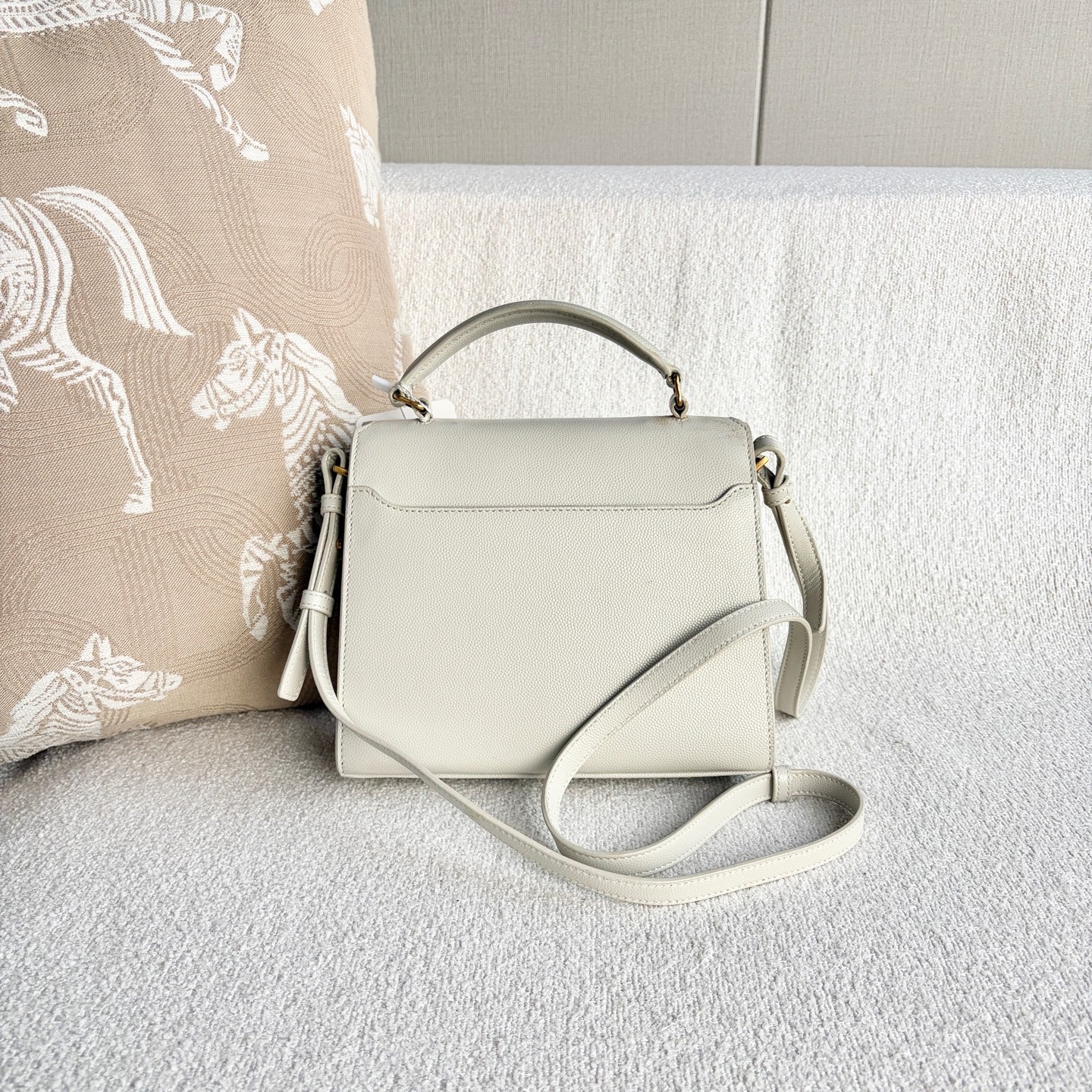 Saint Laurent - Cassandra Top Handle - Grained leather - White - (small)
