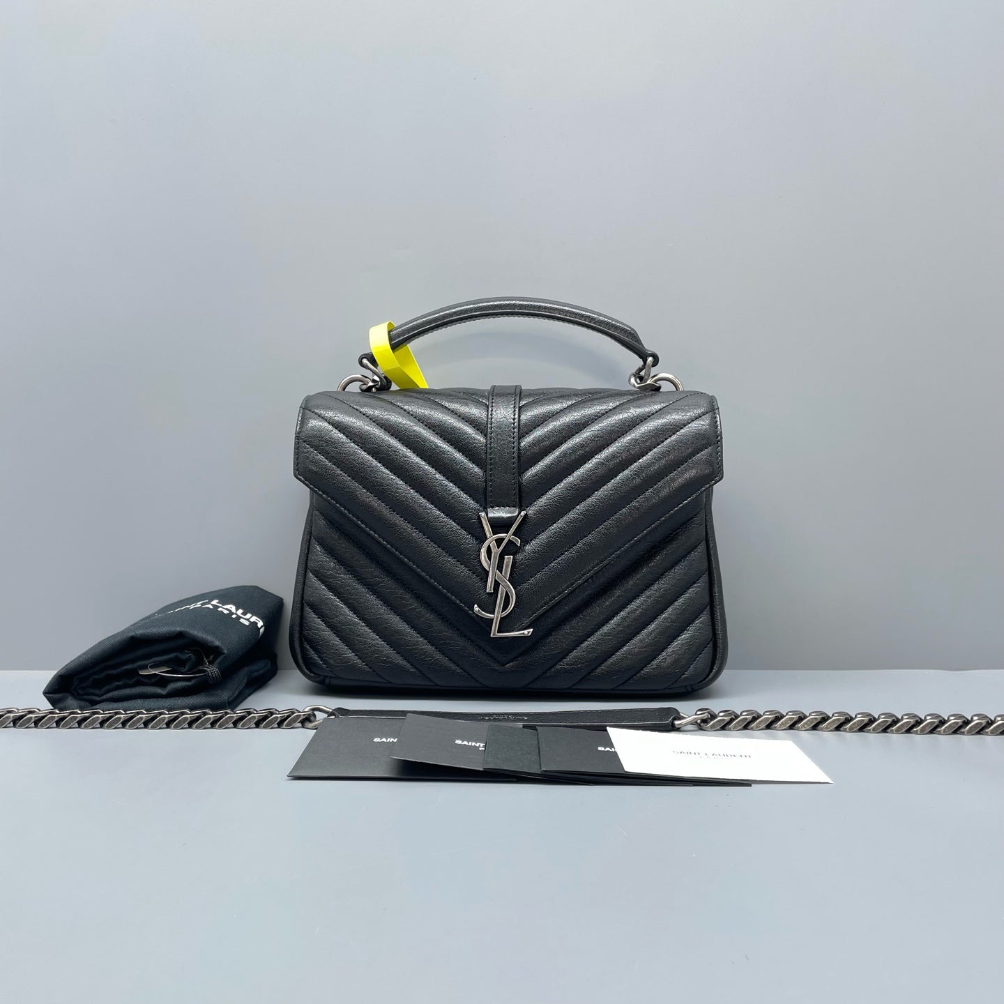 Saint Laurent - Collège - Grained leather - Black - (medium)