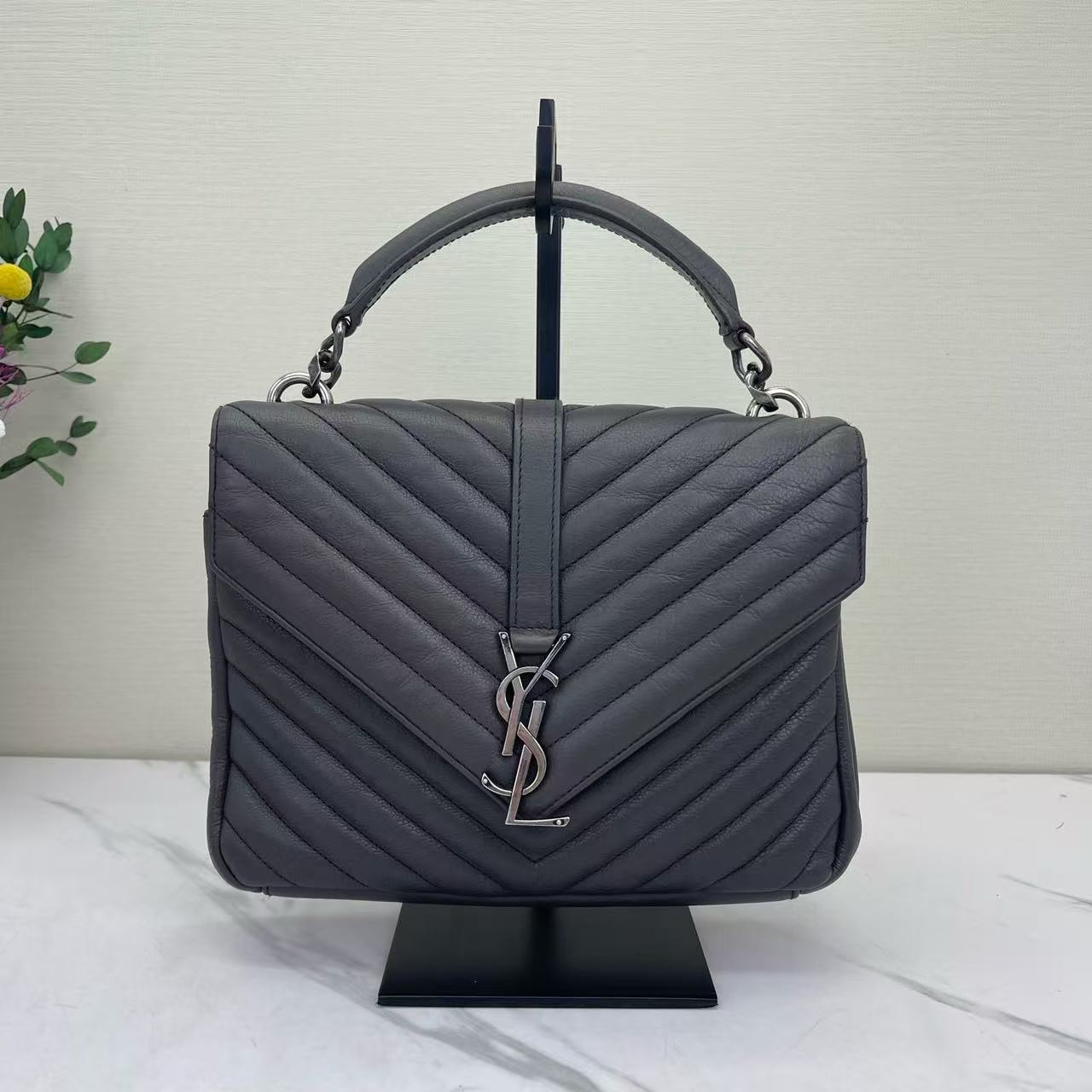 Saint Laurent - College - Grained leather - Grey - (medium)