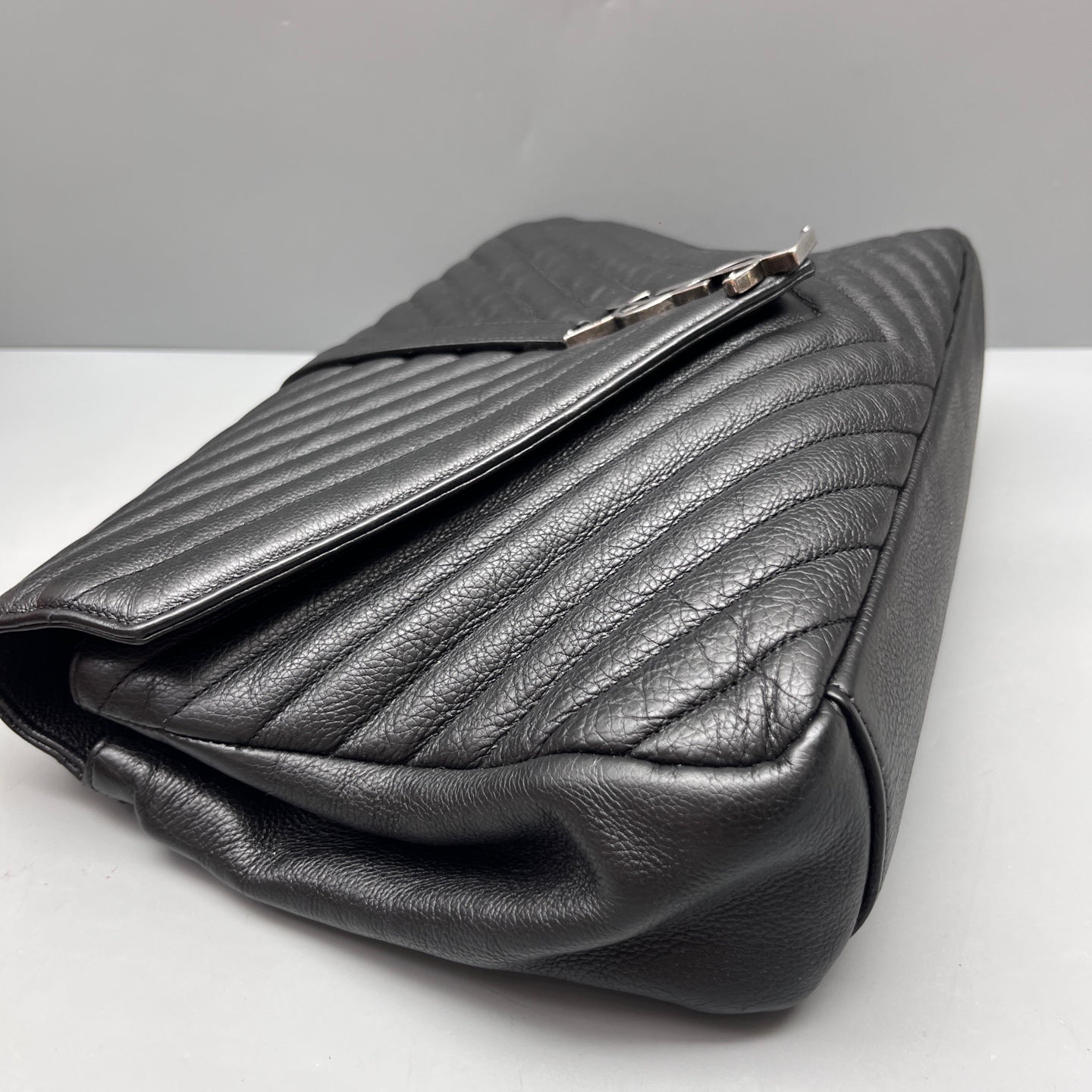 Saint Laurent - College - Leather - Black - (large)