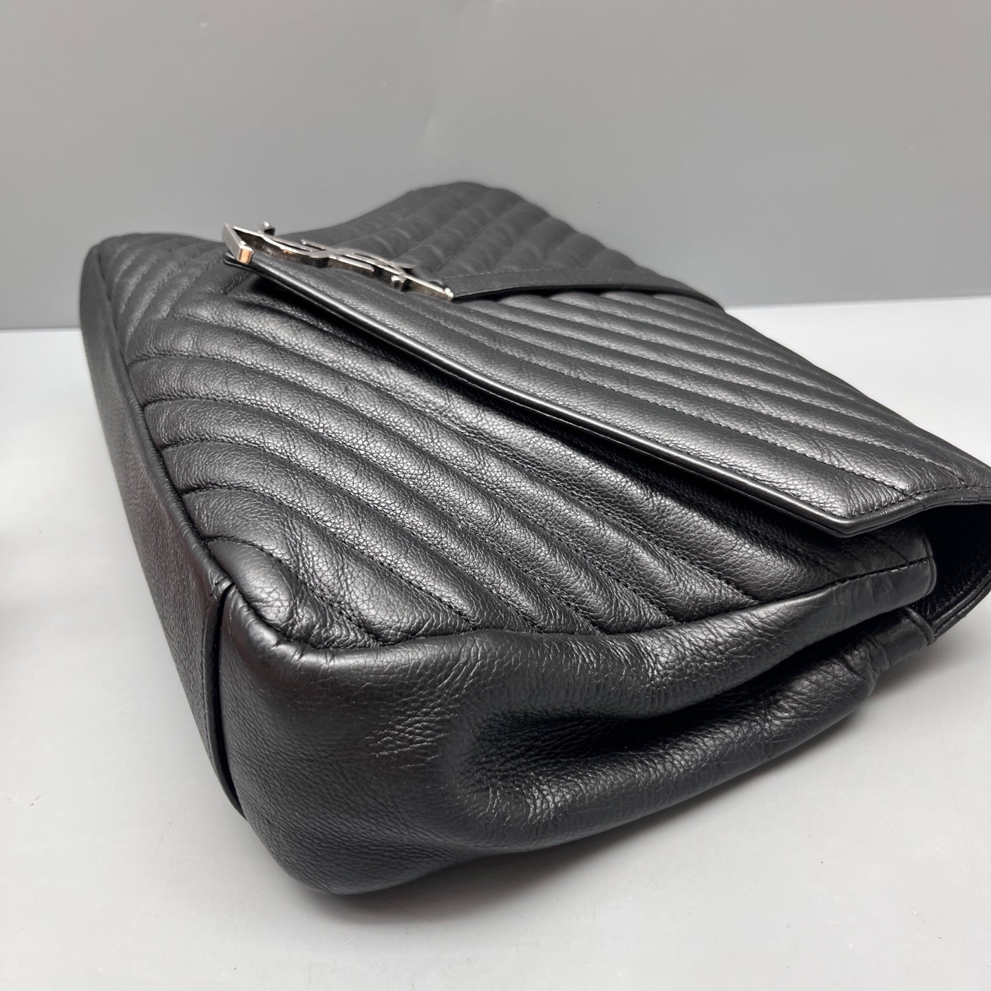 Saint Laurent - College - Leather - Black - (large)