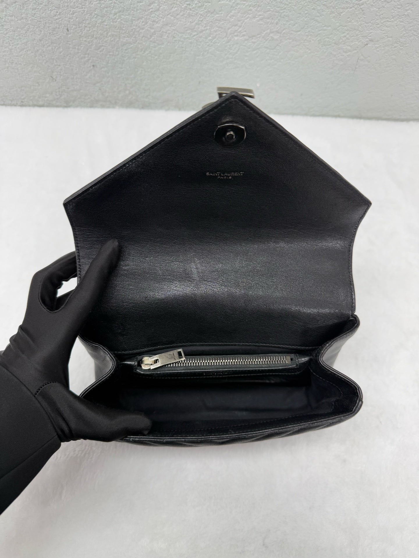 Saint Laurent - College - Leather - Black - (medium)