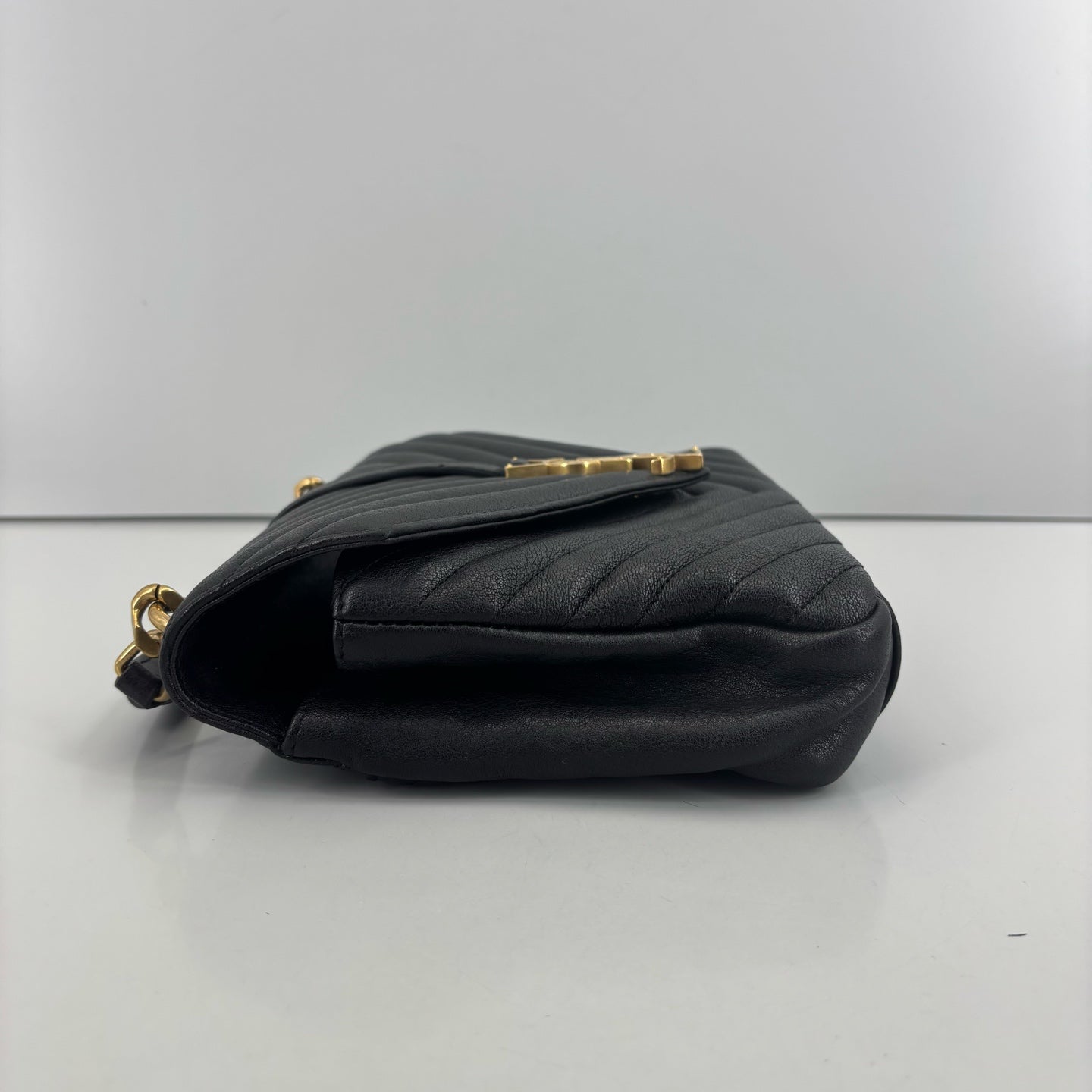 Saint Laurent - College Medium - Leather - Black - (Medium)