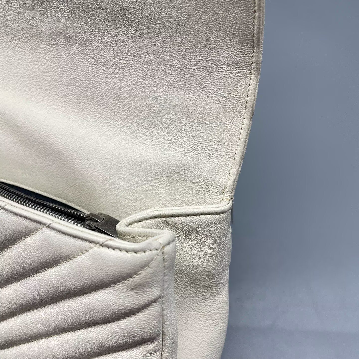 Saint Laurent - Collège Monogram - Grained leather - White with Silver-Tone Hardware - (Small)