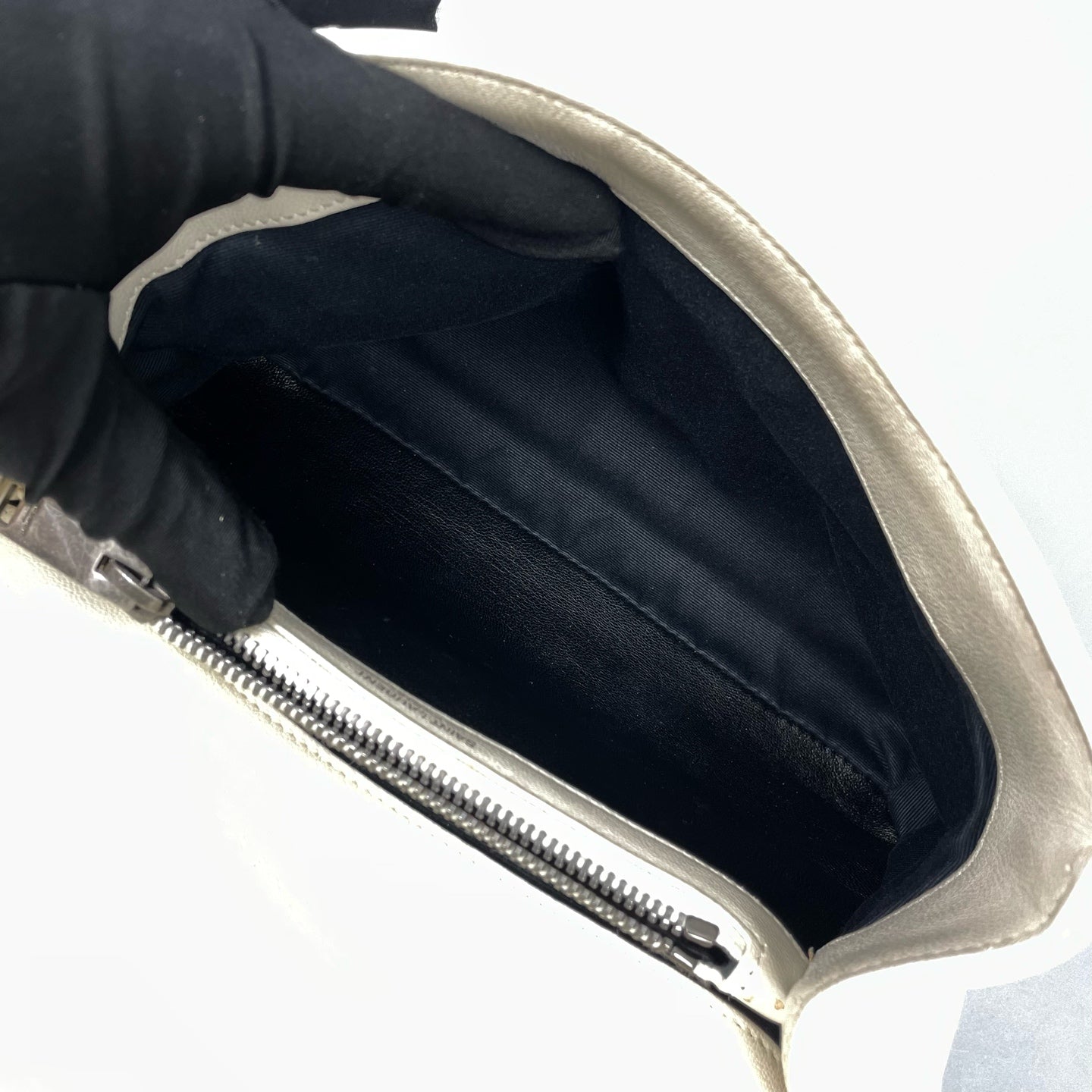 Saint Laurent - Collège Monogram Messenger Bag - Leather - White - (small)