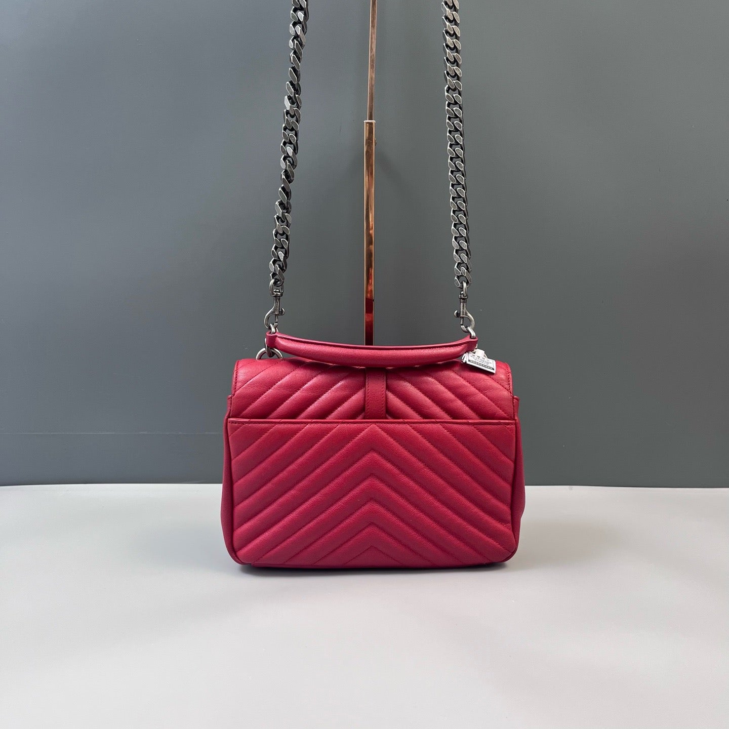 Saint Laurent - College Monogram Shoulder Bag - Cowhide leather - Red - (medium)