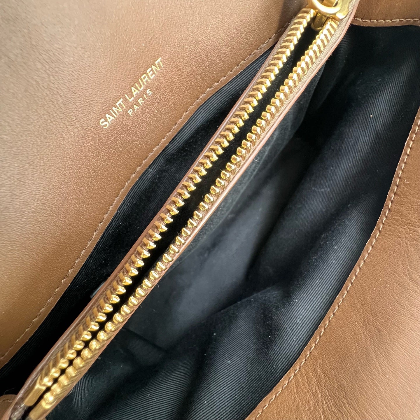 Saint Laurent - College - Suede - Brown - (medium)