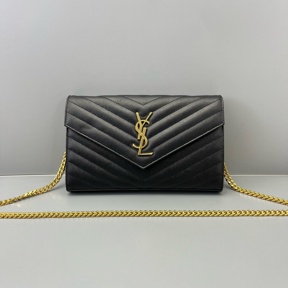 Saint Laurent - Envelope Bag - Leather - Black - (medium)