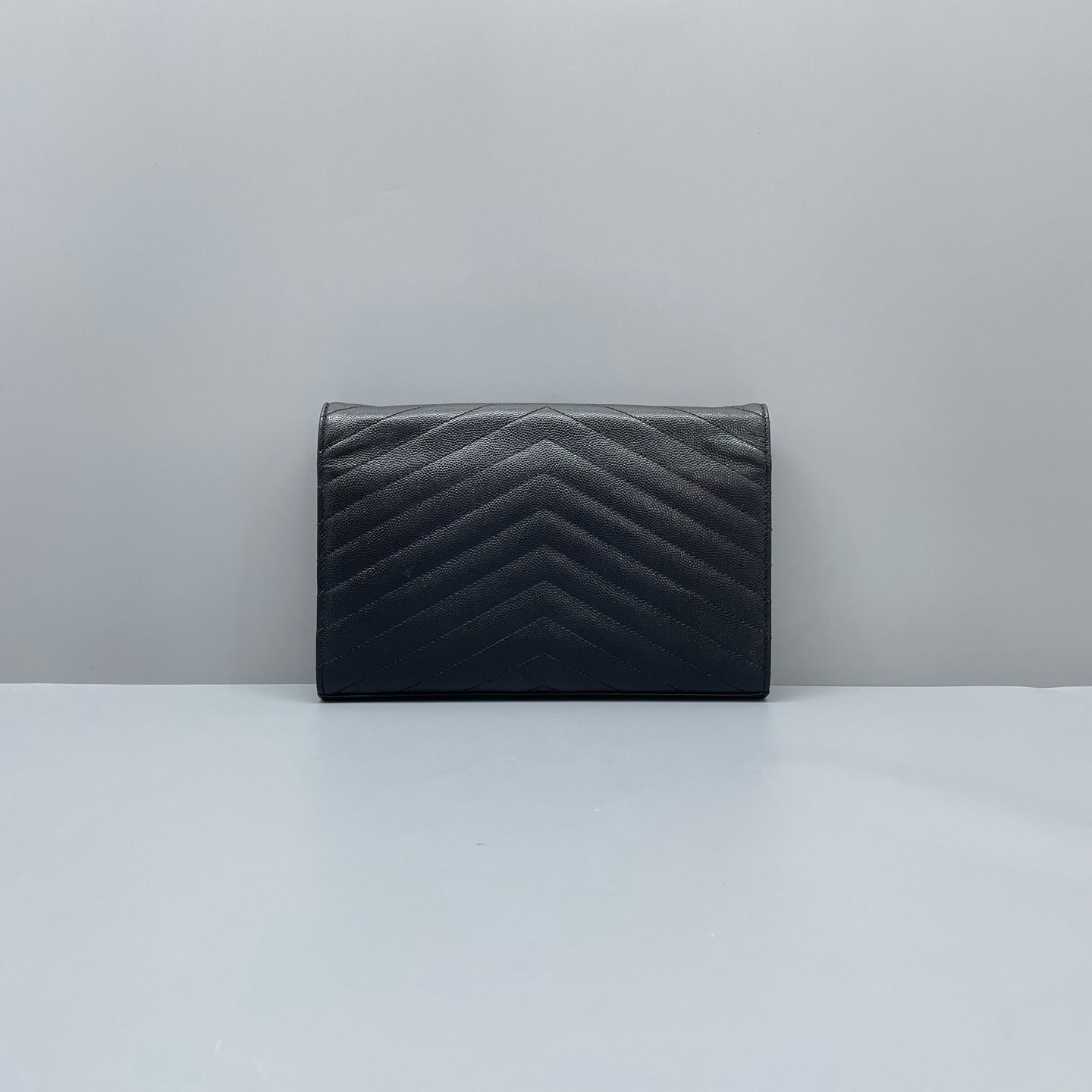 Saint Laurent - Envelope bag - Leather - Black - (medium)