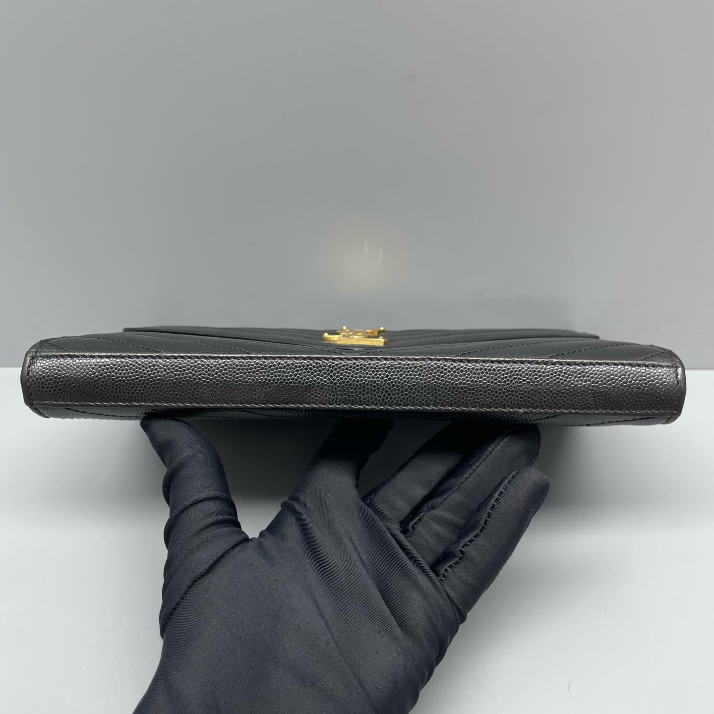 Saint Laurent - Envelope bag - Leather - Black - (medium)