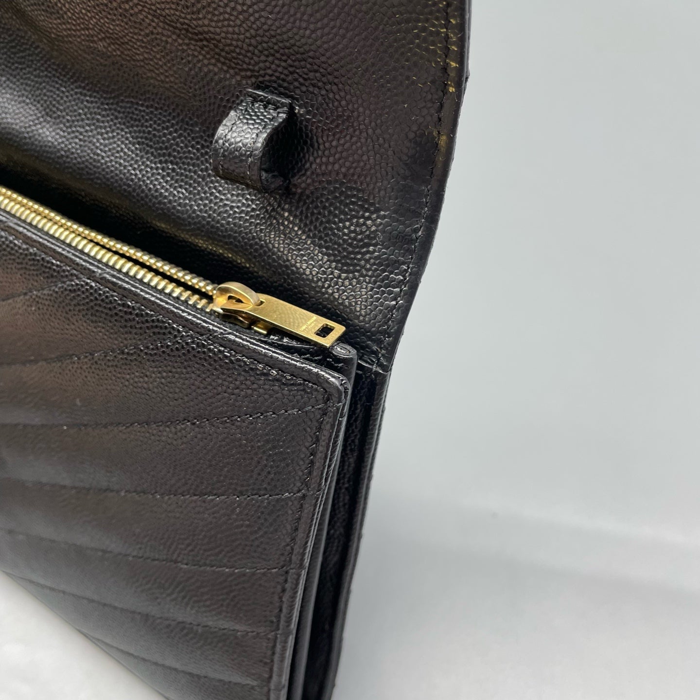 Saint Laurent - Envelope bag - Leather - Black - (medium)