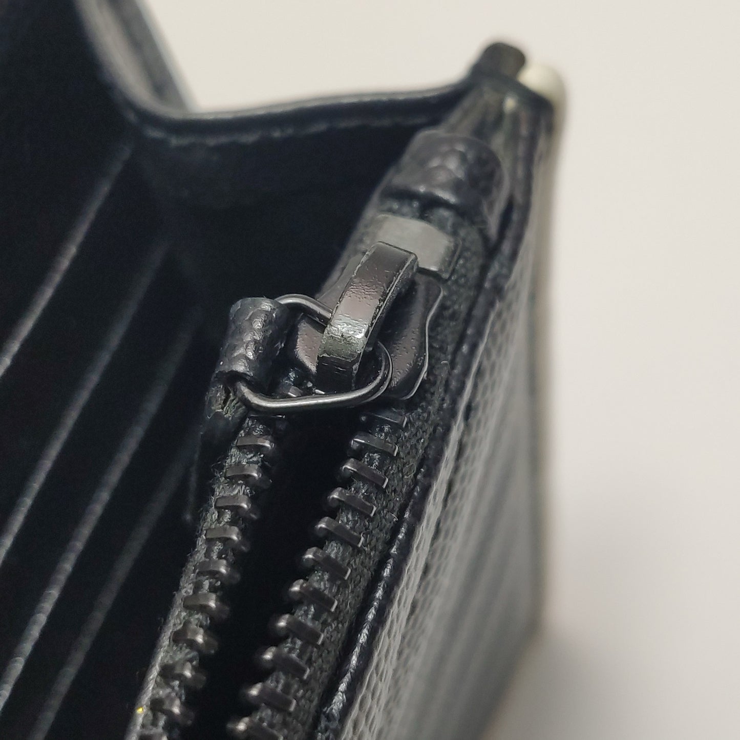 Saint Laurent - Envelope bag - Leather - Black - (mini)