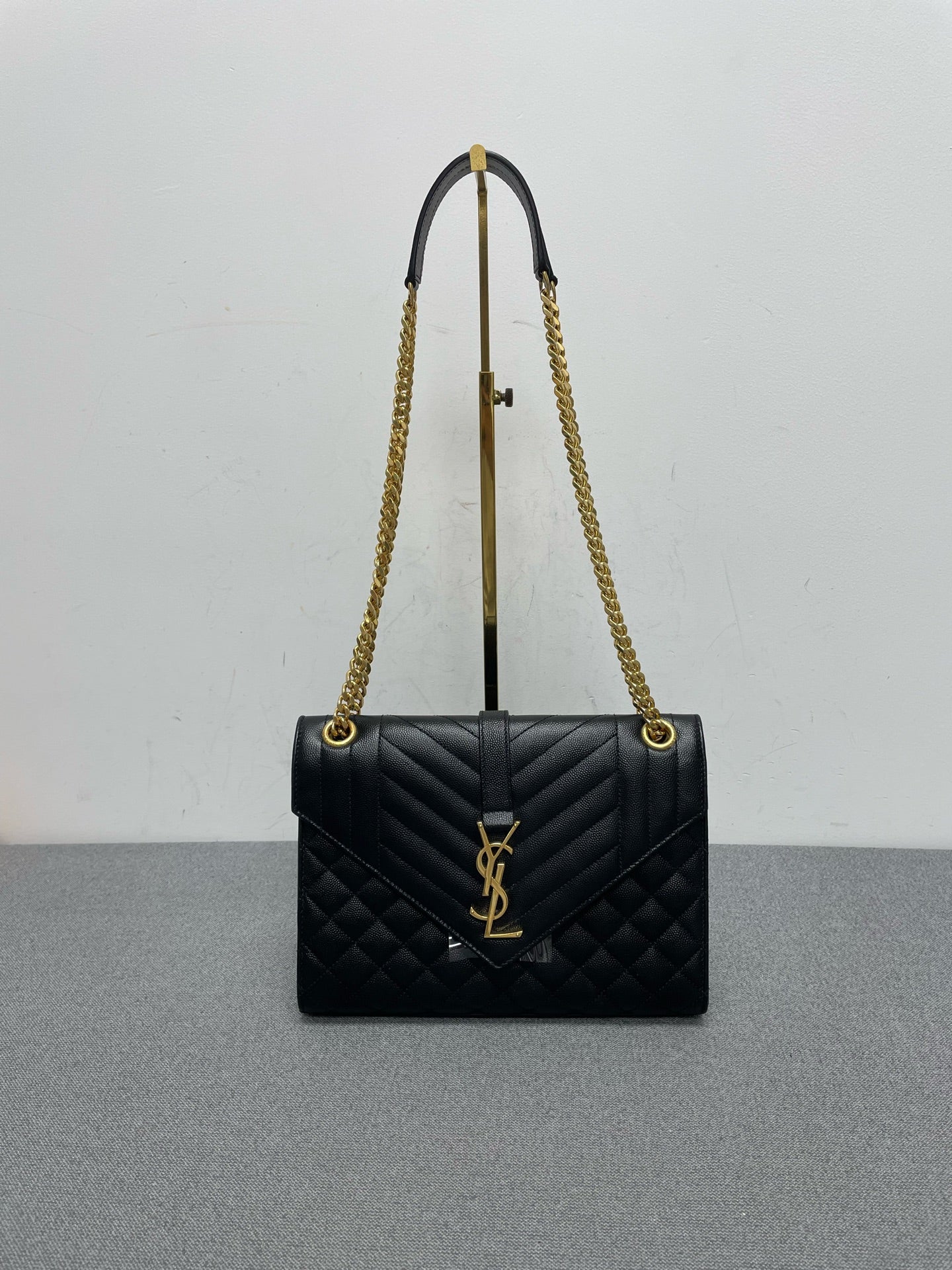 Saint Laurent - Envelope Bag - Leather - Black - (Small)