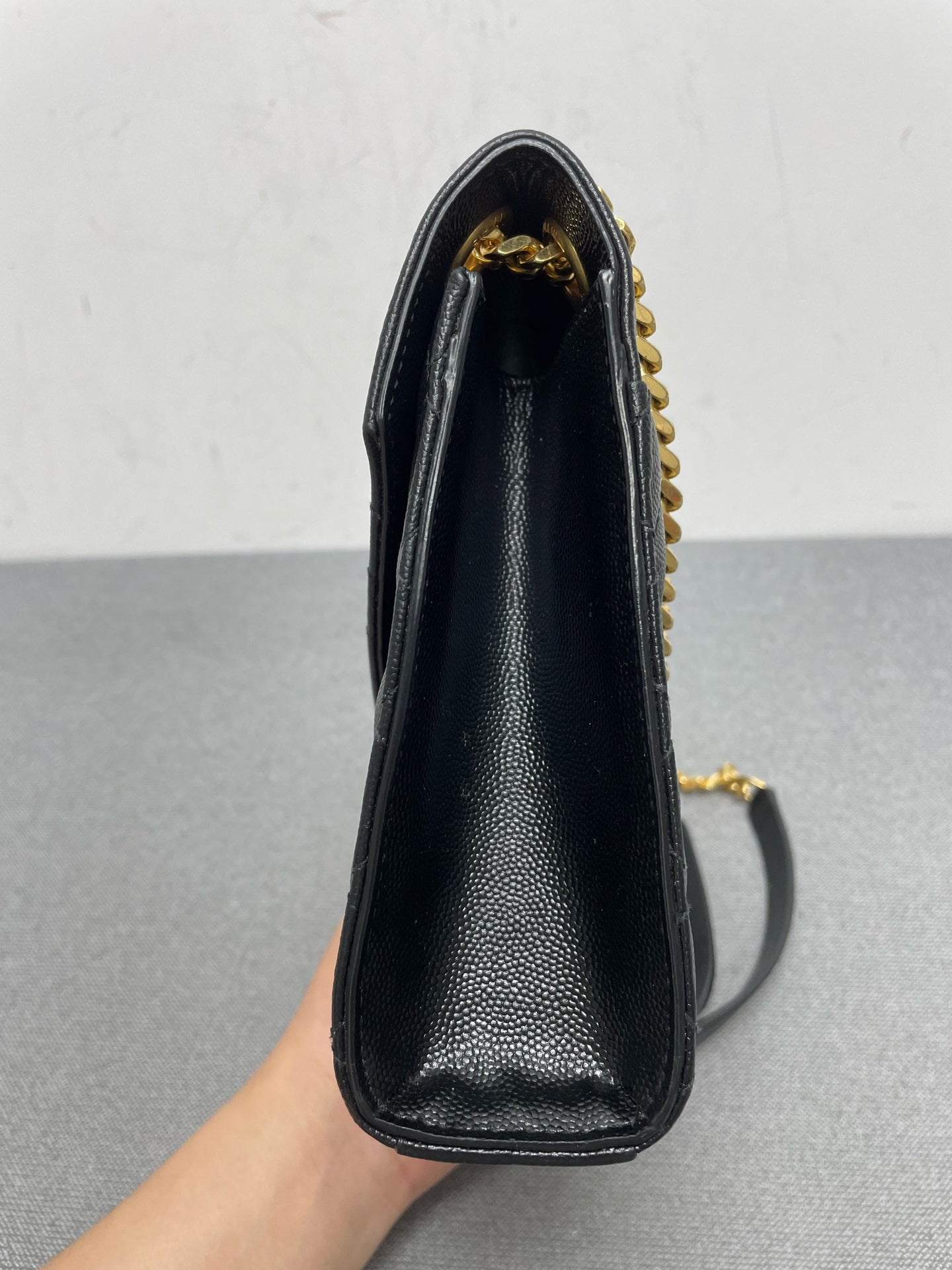Saint Laurent - Envelope Bag - Leather - Black - (Small)